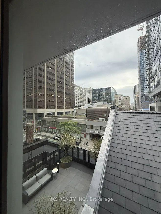 Photo 13 of Unit 302, 771 Yonge Street, Toronto, The Annex — HOMEH