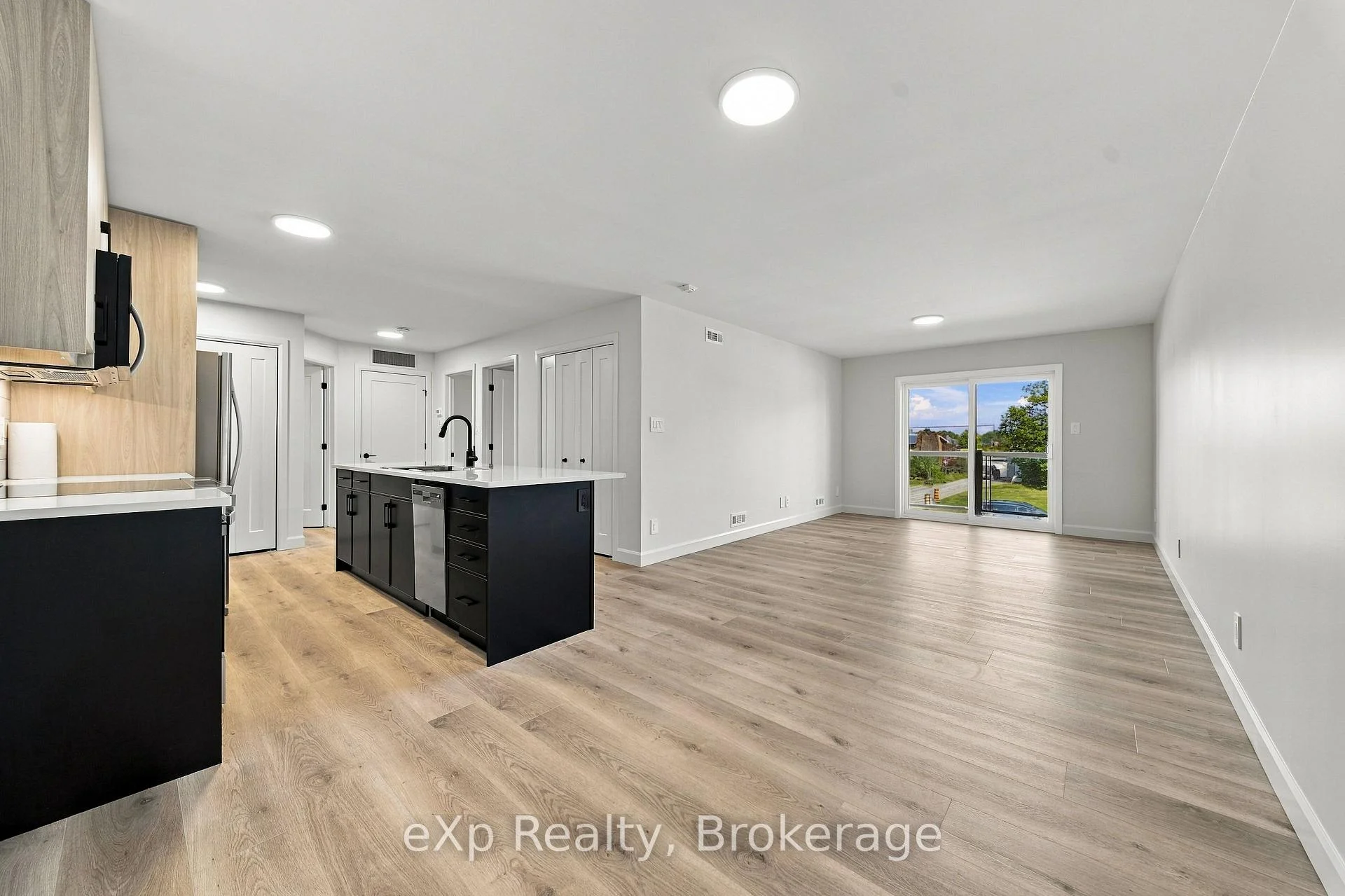 Photo 5 of Unit 204, 10 Hillside Meadow Drive, Quinte West, Murray Ward — HOMEH