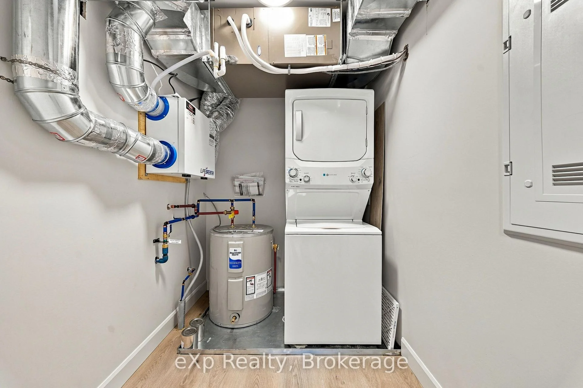 Photo 17 of Unit 204, 10 Hillside Meadow Drive, Quinte West, Murray Ward — HOMEH