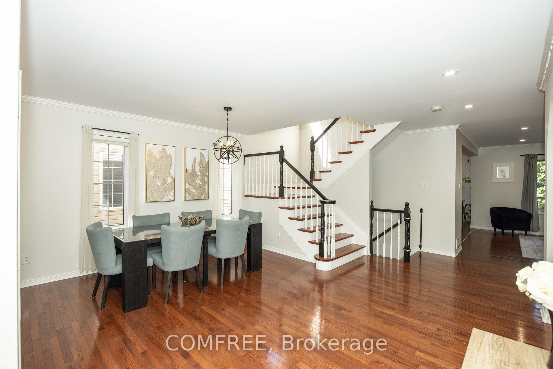 Photo 4 of 306 Wild Iris Avenue, Ottawa, Elmvale Acres/Urbandale — HOMEH