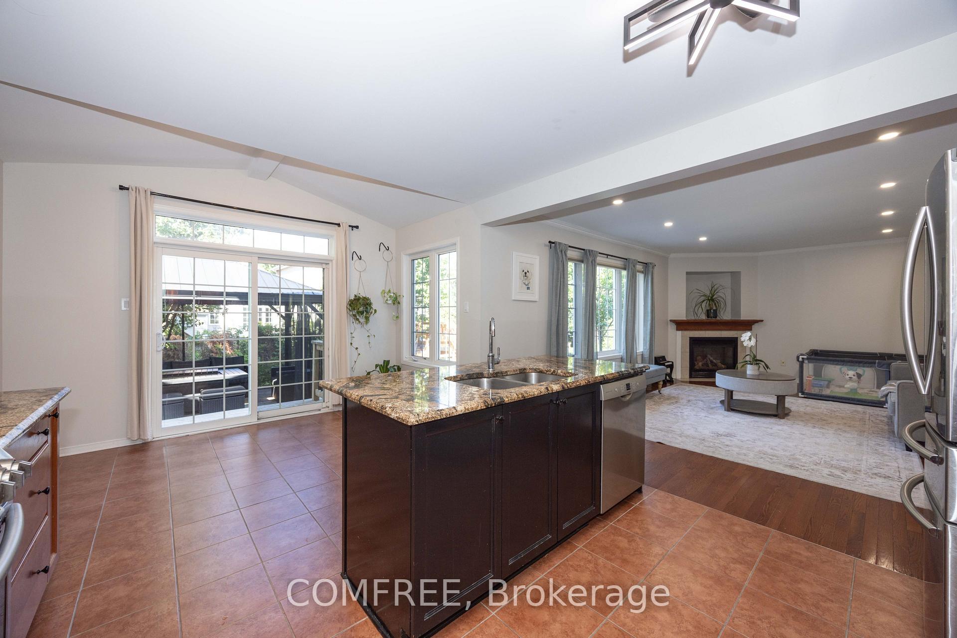 Photo 13 of 306 Wild Iris Avenue, Ottawa, Elmvale Acres/Urbandale — HOMEH
