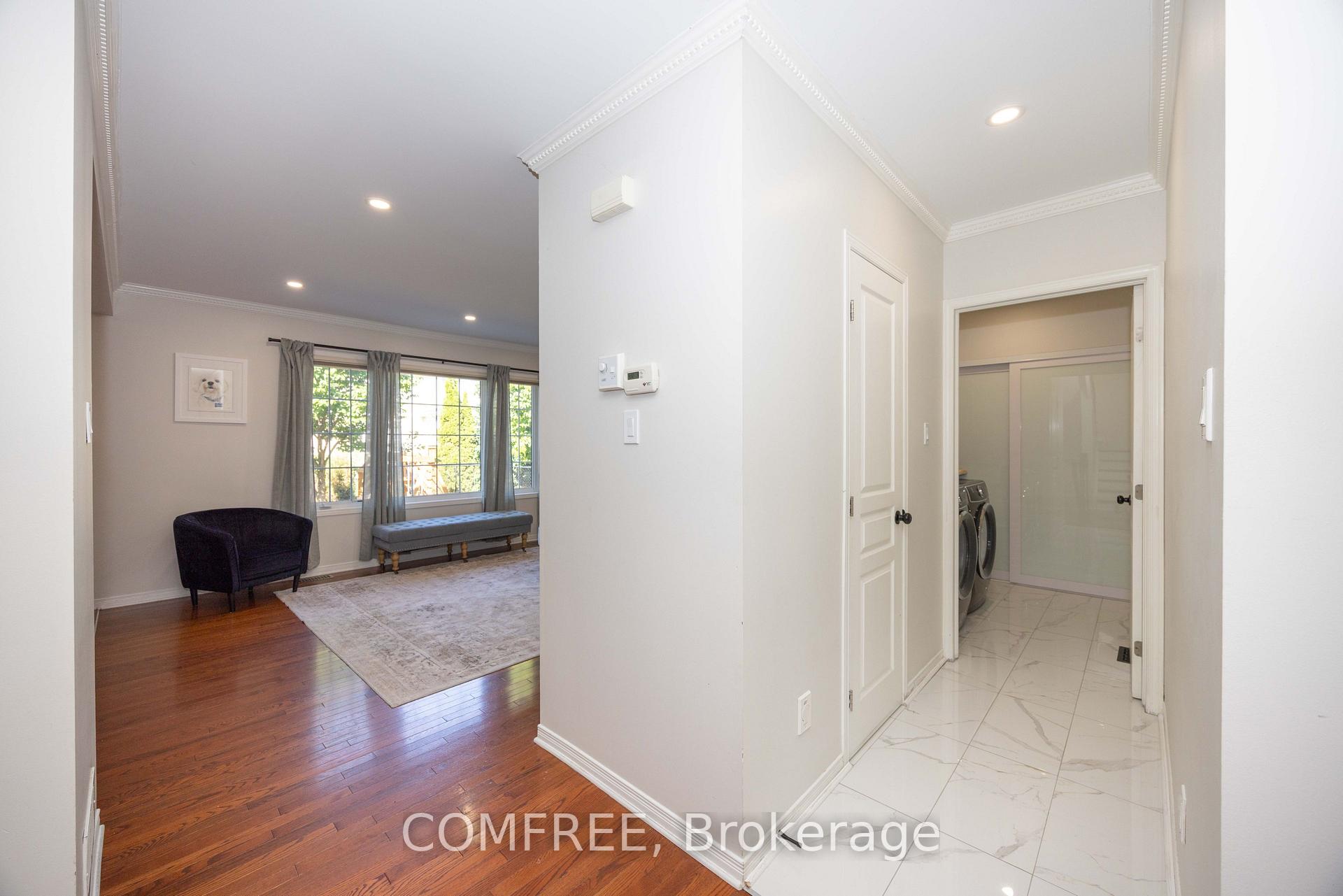 Photo 14 of 306 Wild Iris Avenue, Ottawa, Elmvale Acres/Urbandale — HOMEH