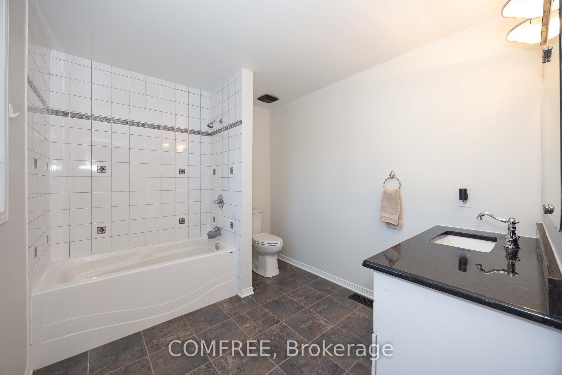 Photo 22 of 306 Wild Iris Avenue, Ottawa, Elmvale Acres/Urbandale — HOMEH
