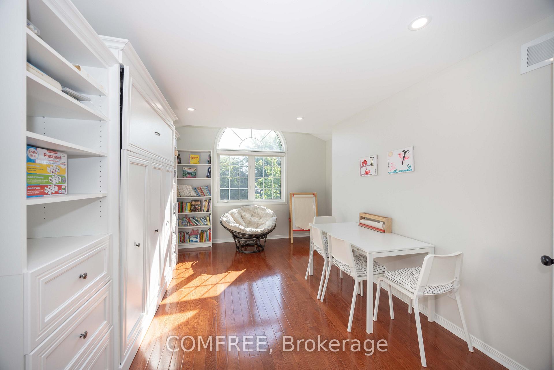 Photo 28 of 306 Wild Iris Avenue, Ottawa, Elmvale Acres/Urbandale — HOMEH