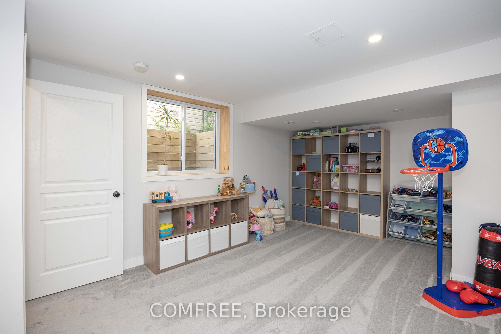 Photo 31 of 306 Wild Iris Avenue, Ottawa, Elmvale Acres/Urbandale — HOMEH