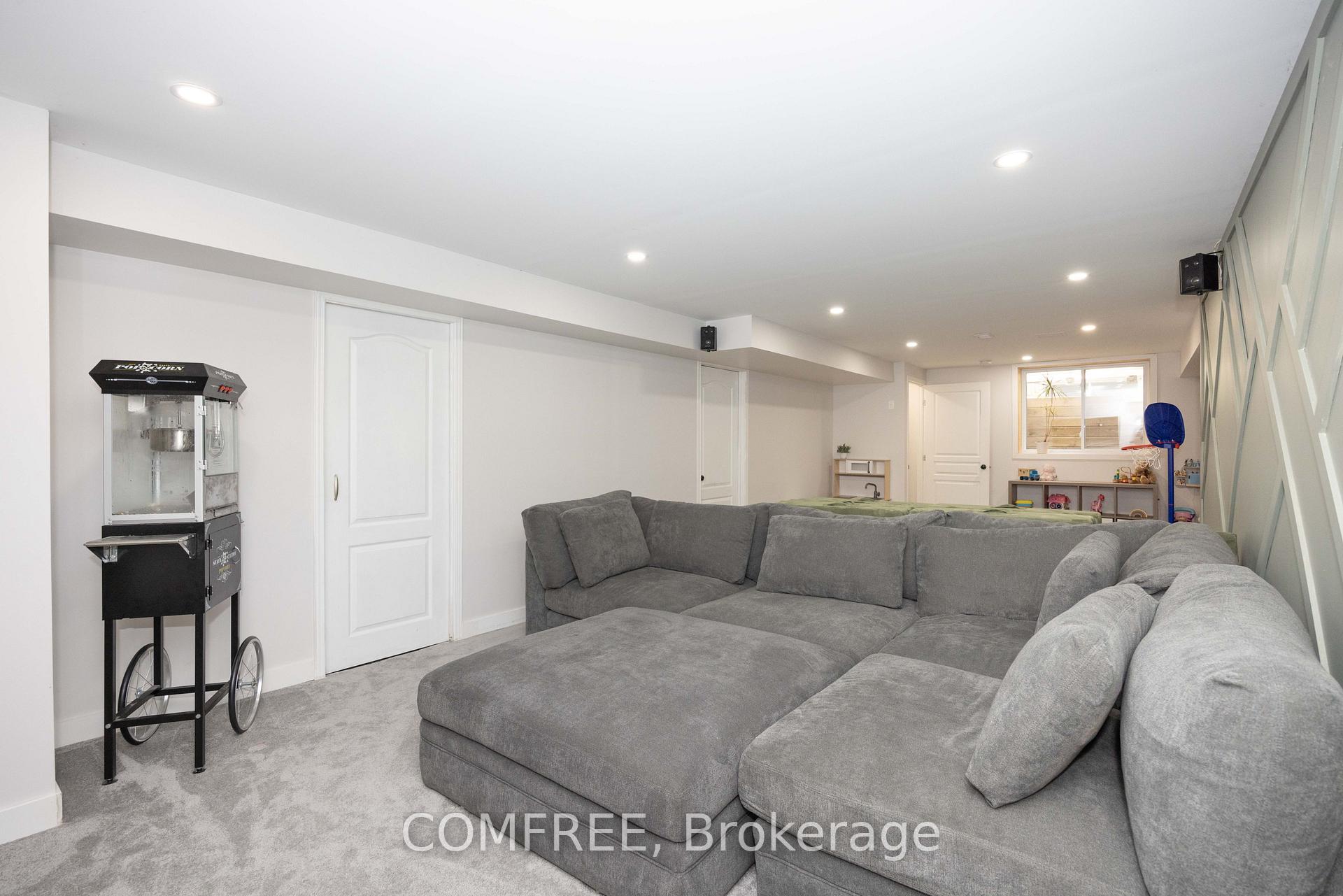 Photo 34 of 306 Wild Iris Avenue, Ottawa, Elmvale Acres/Urbandale — HOMEH