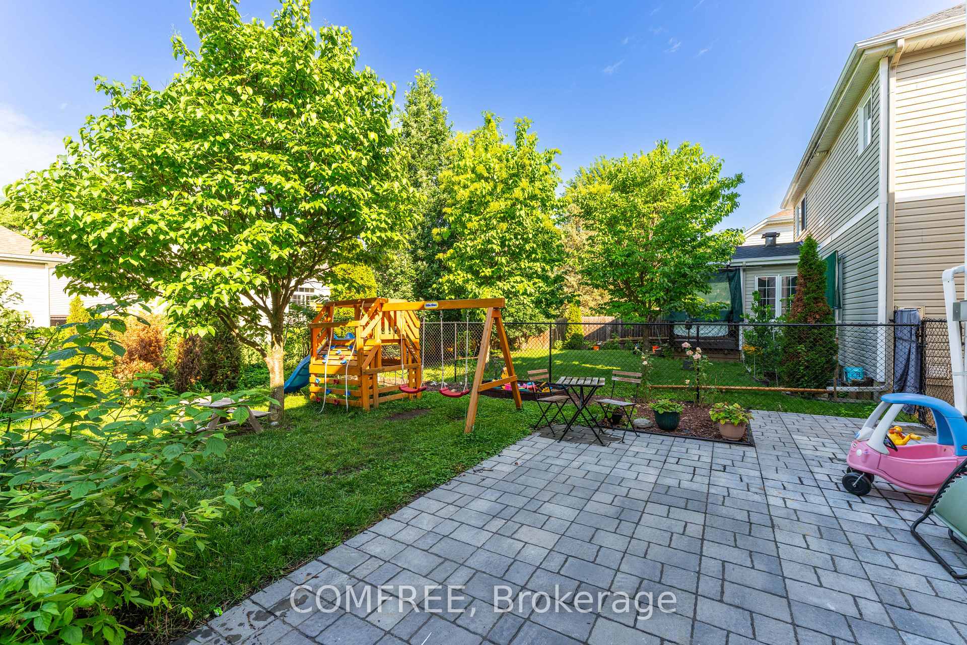 Photo 38 of 306 Wild Iris Avenue, Ottawa, Elmvale Acres/Urbandale — HOMEH