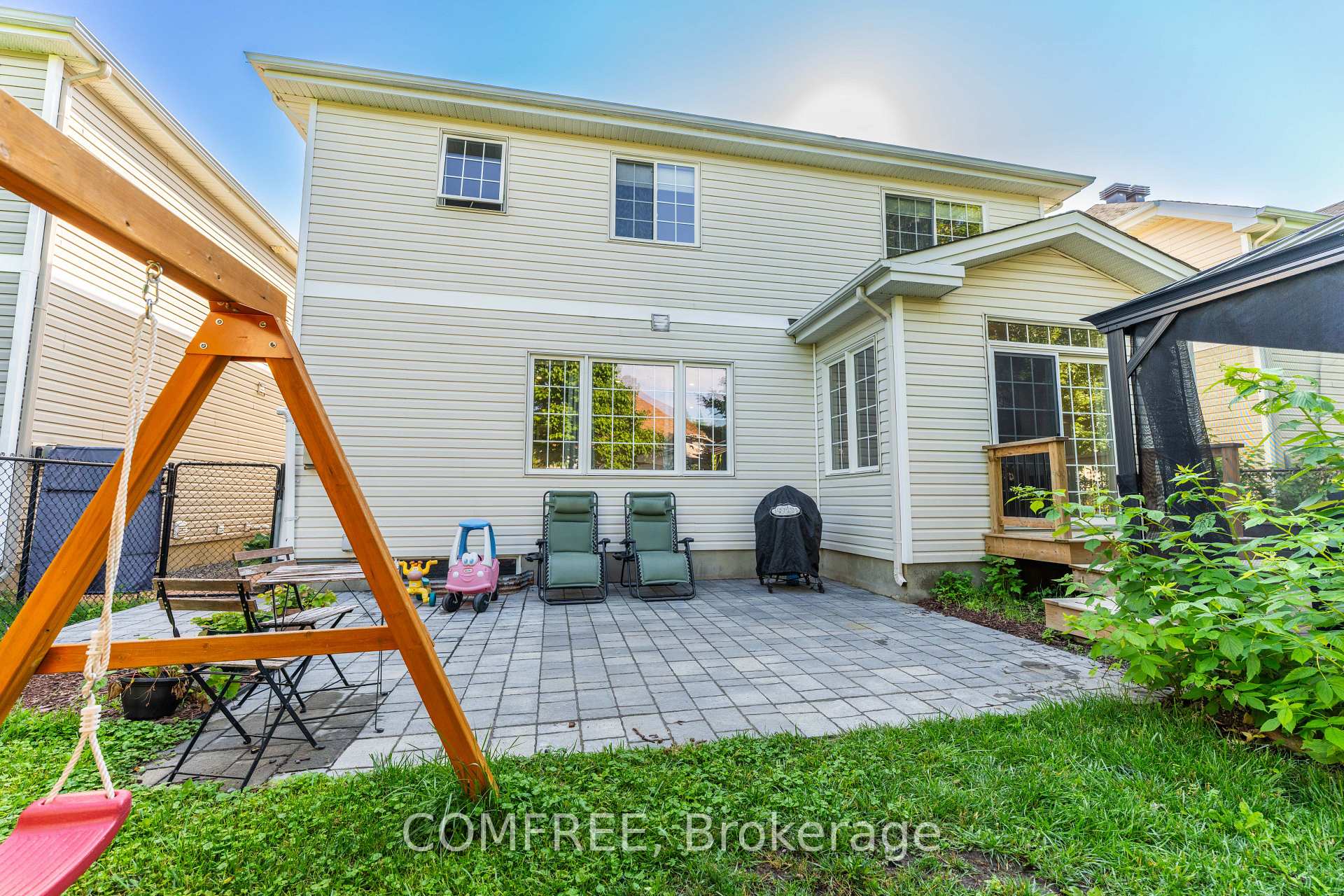 Photo 40 of 306 Wild Iris Avenue, Ottawa, Elmvale Acres/Urbandale — HOMEH
