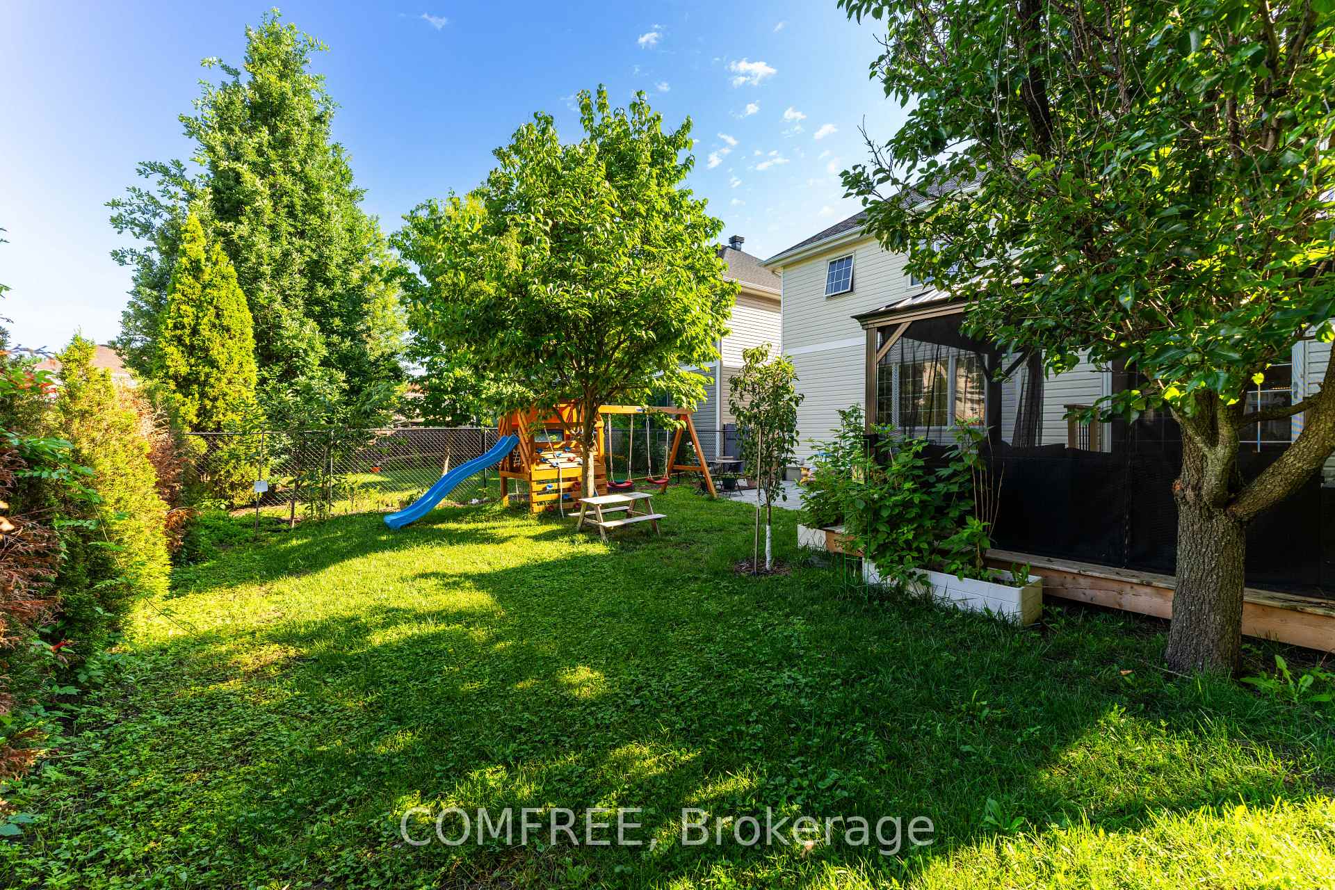 Photo 42 of 306 Wild Iris Avenue, Ottawa, Elmvale Acres/Urbandale — HOMEH
