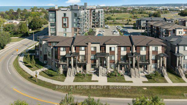 Photo of Unit 5, 590 North Service Road