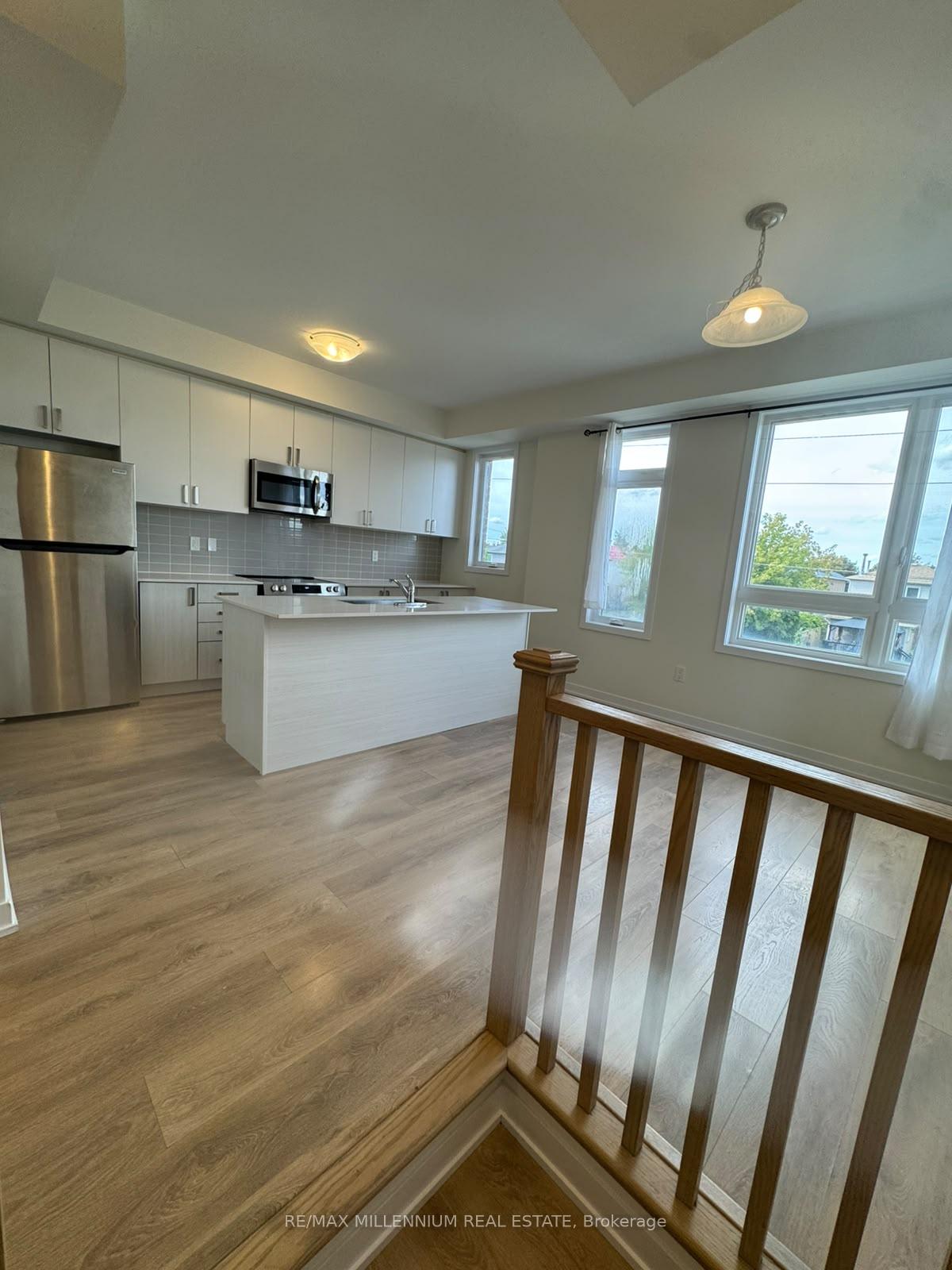 Photo 3 of Unit 1106, 1865 Pickering Parkway, Pickering, Village East — HOMEH