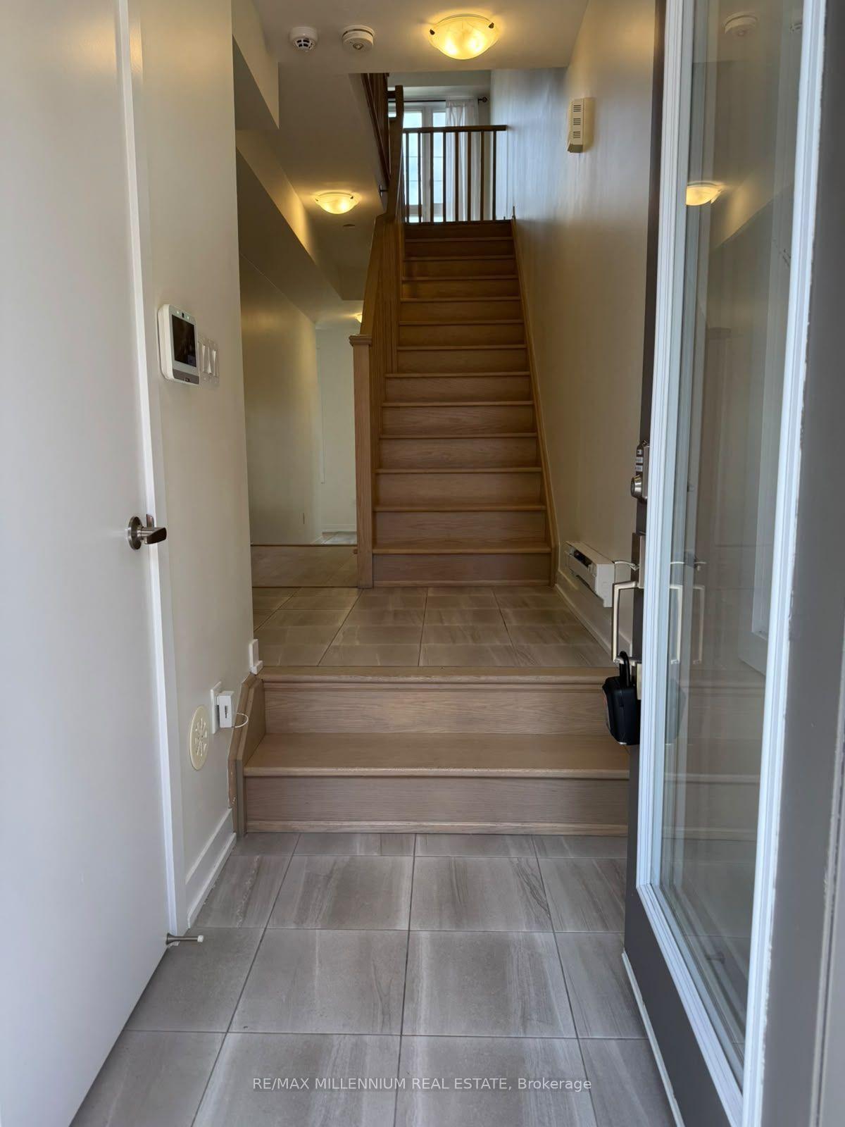 Photo 6 of Unit 1106, 1865 Pickering Parkway, Pickering, Village East — HOMEH