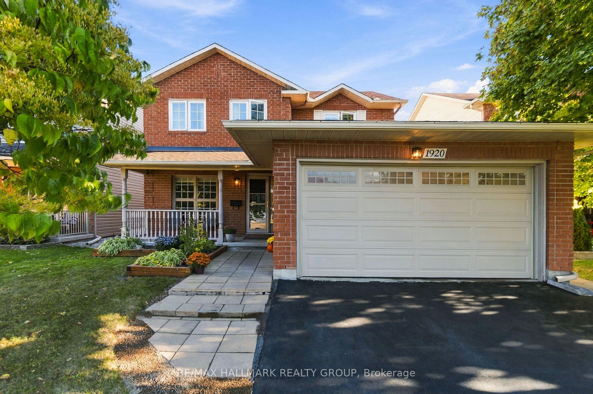Photo 2 of 1920 Leclair Crescent, Ottawa, Queenswood Heights South — HOMEH