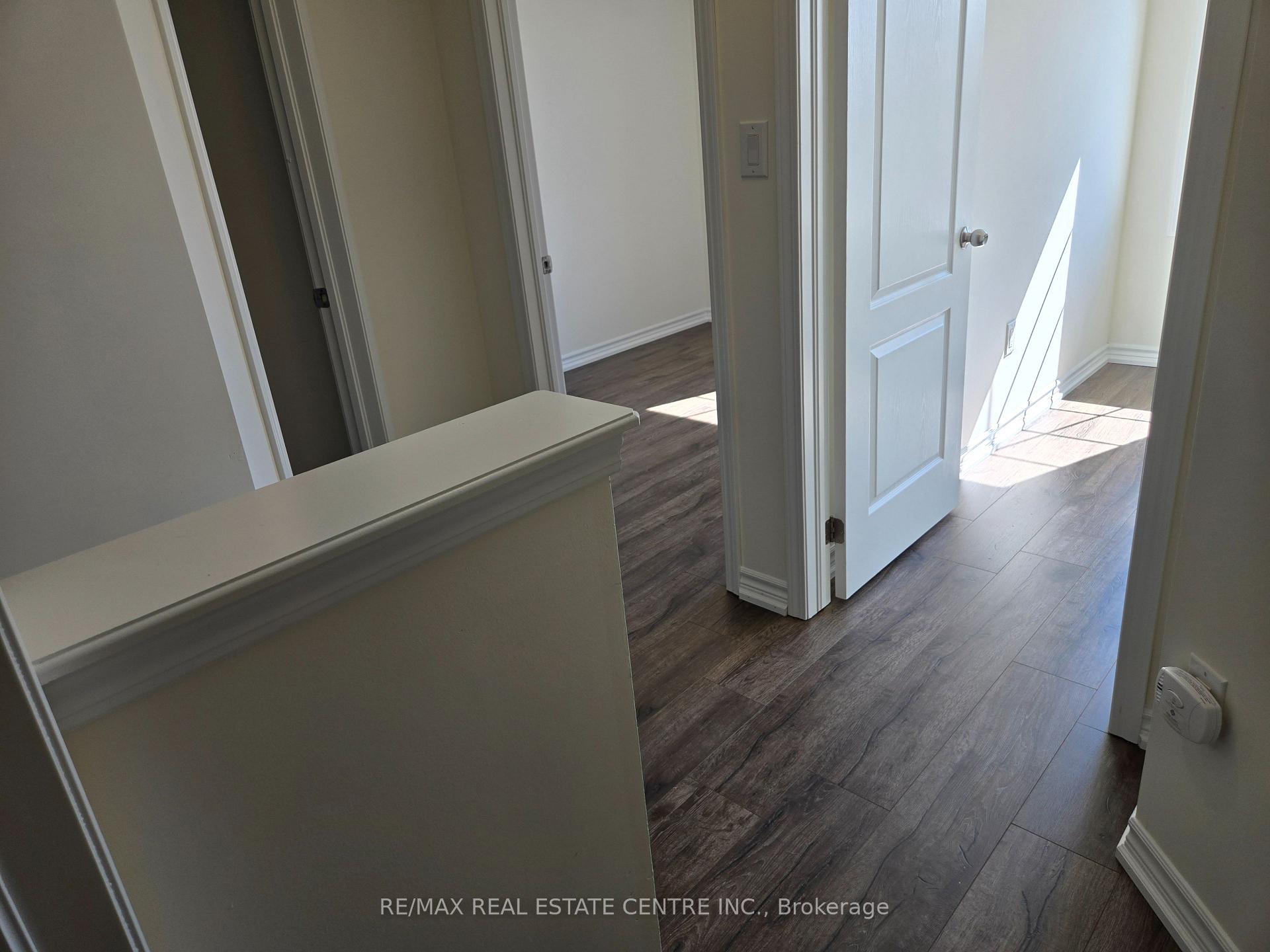 Photo 24 of 1084 Silk Street, Pickering, Rural Pickering — HOMEH