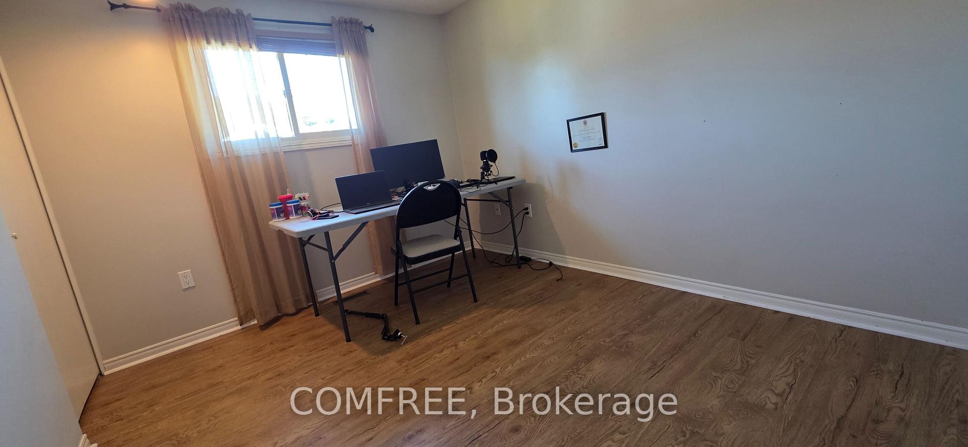 Photo 13 of 239 Saddy Avenue, London, East A — HOMEH