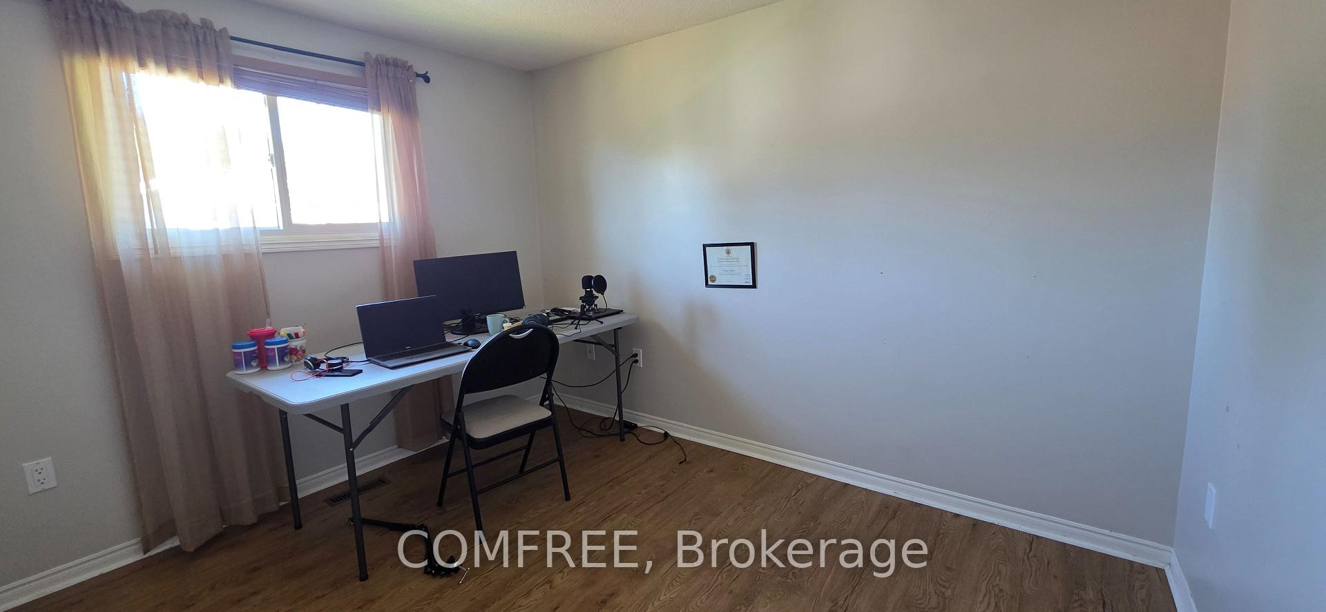 Photo 15 of 239 Saddy Avenue, London, East A — HOMEH