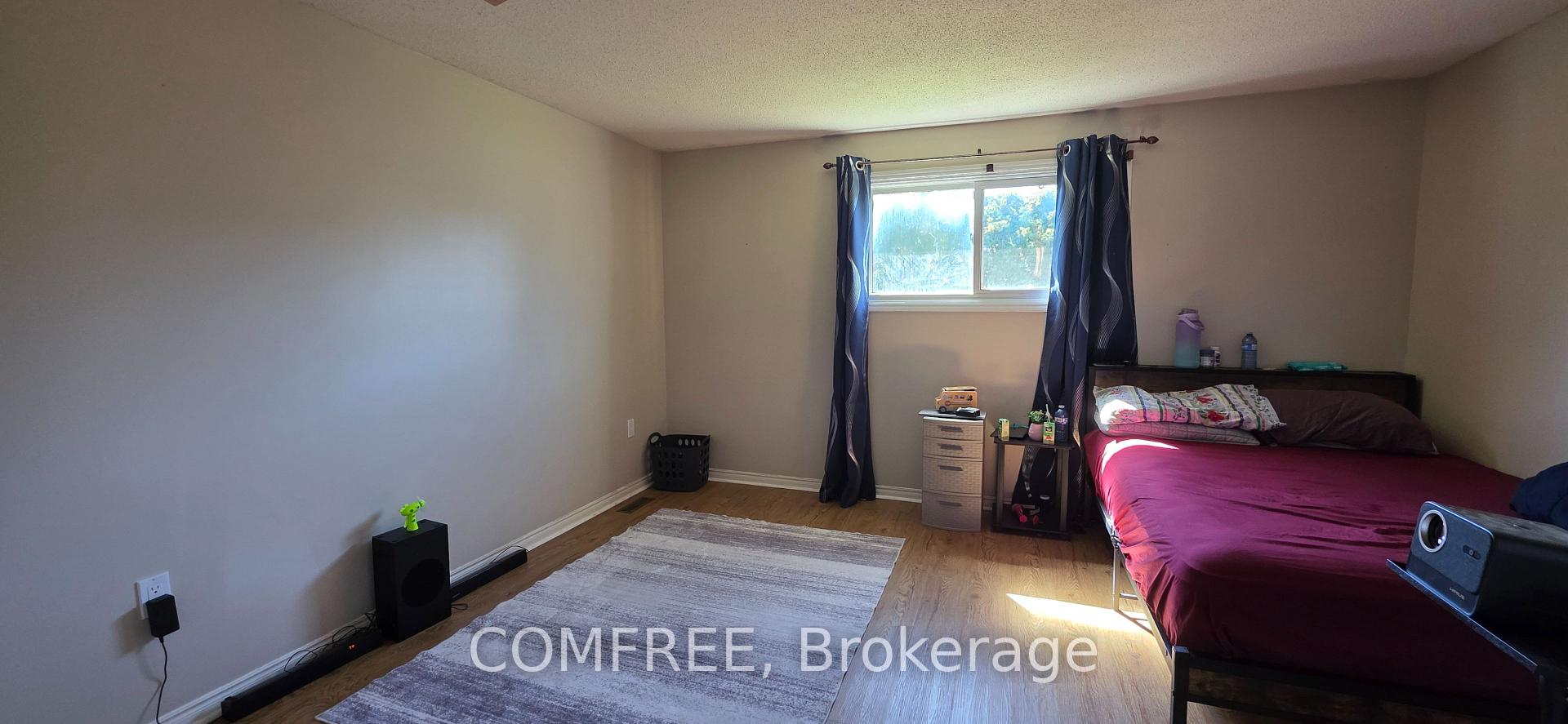 Photo 25 of 239 Saddy Avenue, London, East A — HOMEH