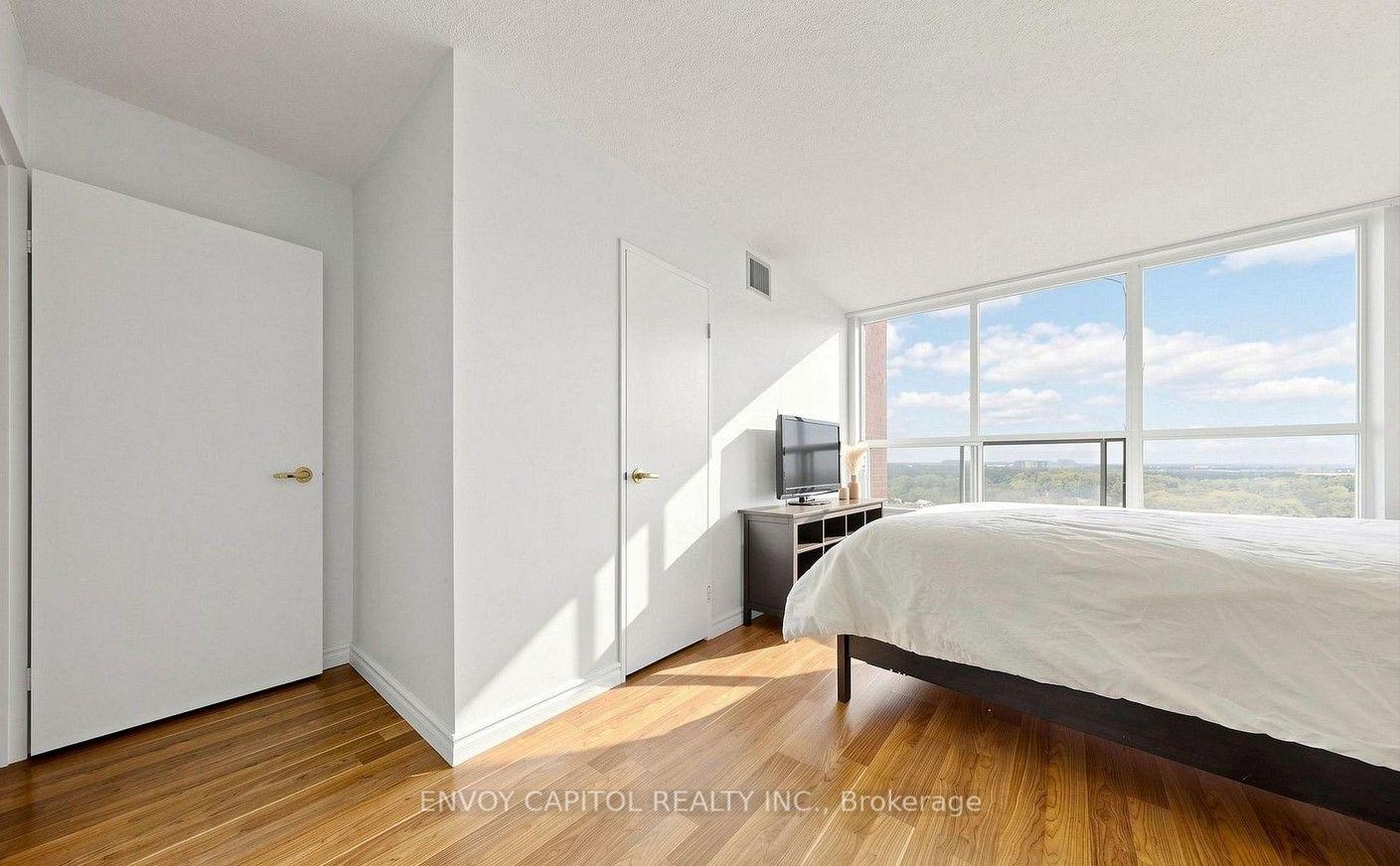 Photo 14 of Unit 1901, 2365 Kennedy Road, Scarborough, Agincourt South-Malvern West — HOMEH
