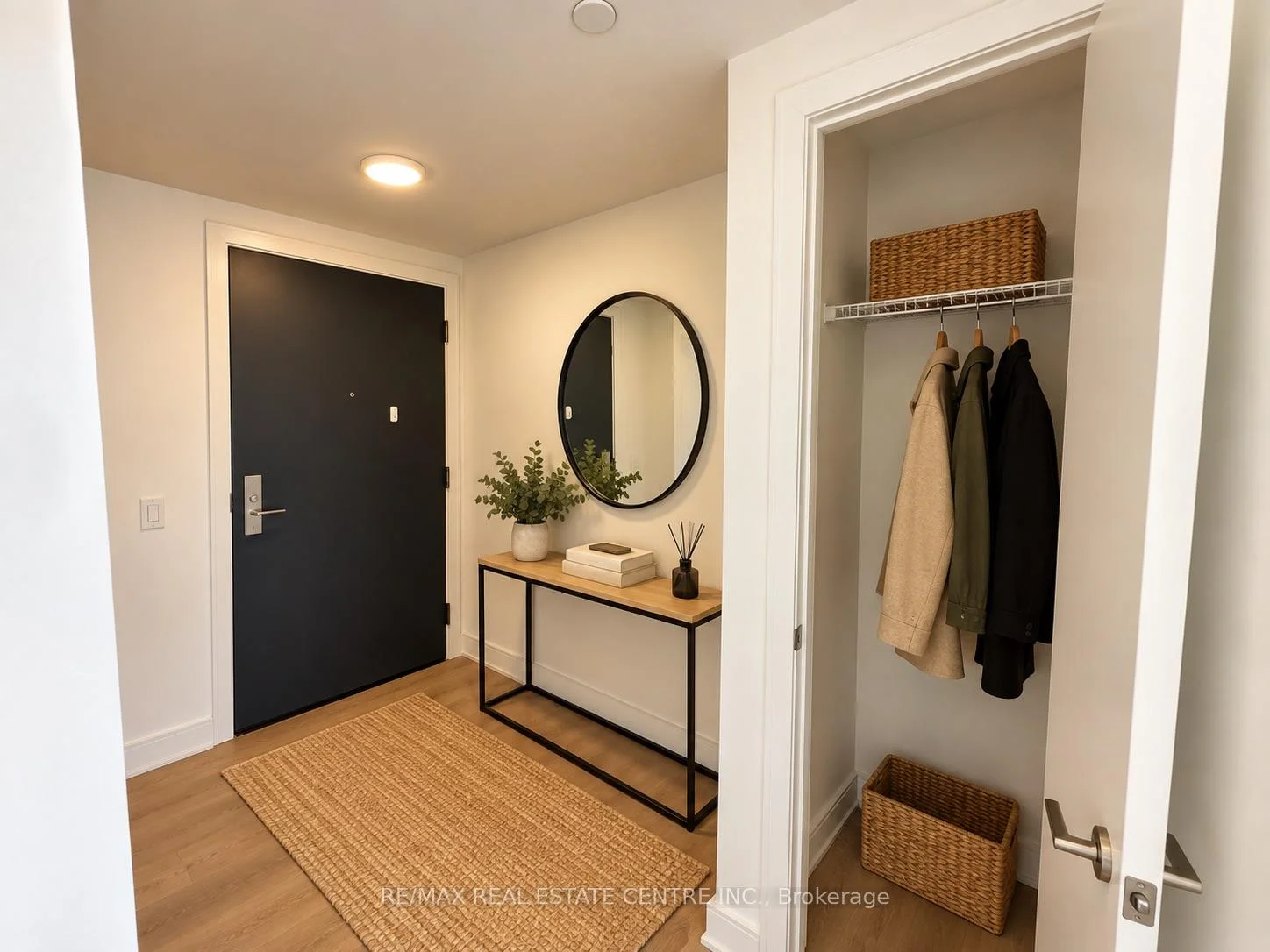 Photo 3 of Unit 603, 86 Dundas Street E, Mississauga, Cooksville — HOMEH