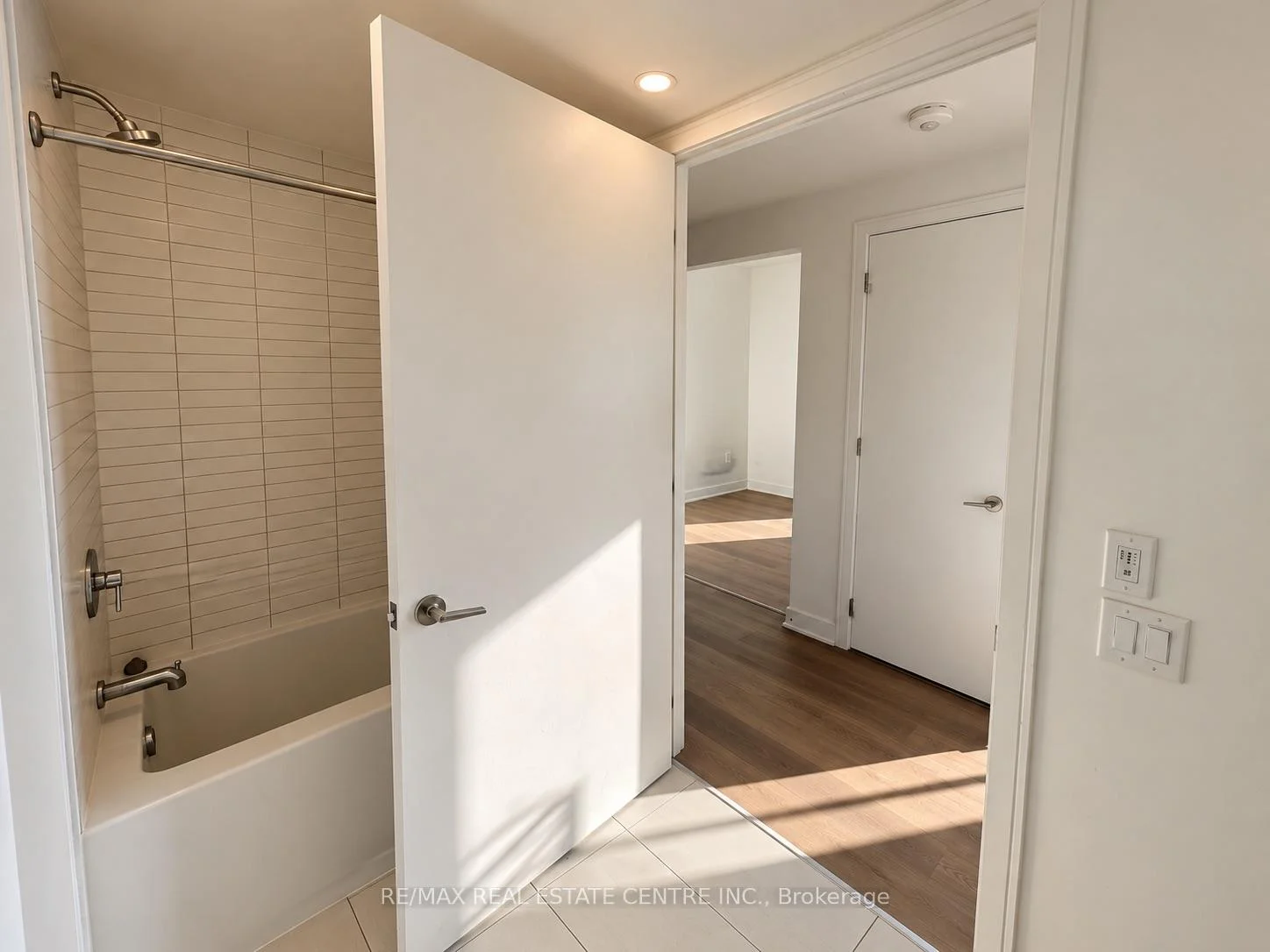 Photo 8 of Unit 603, 86 Dundas Street E, Mississauga, Cooksville — HOMEH