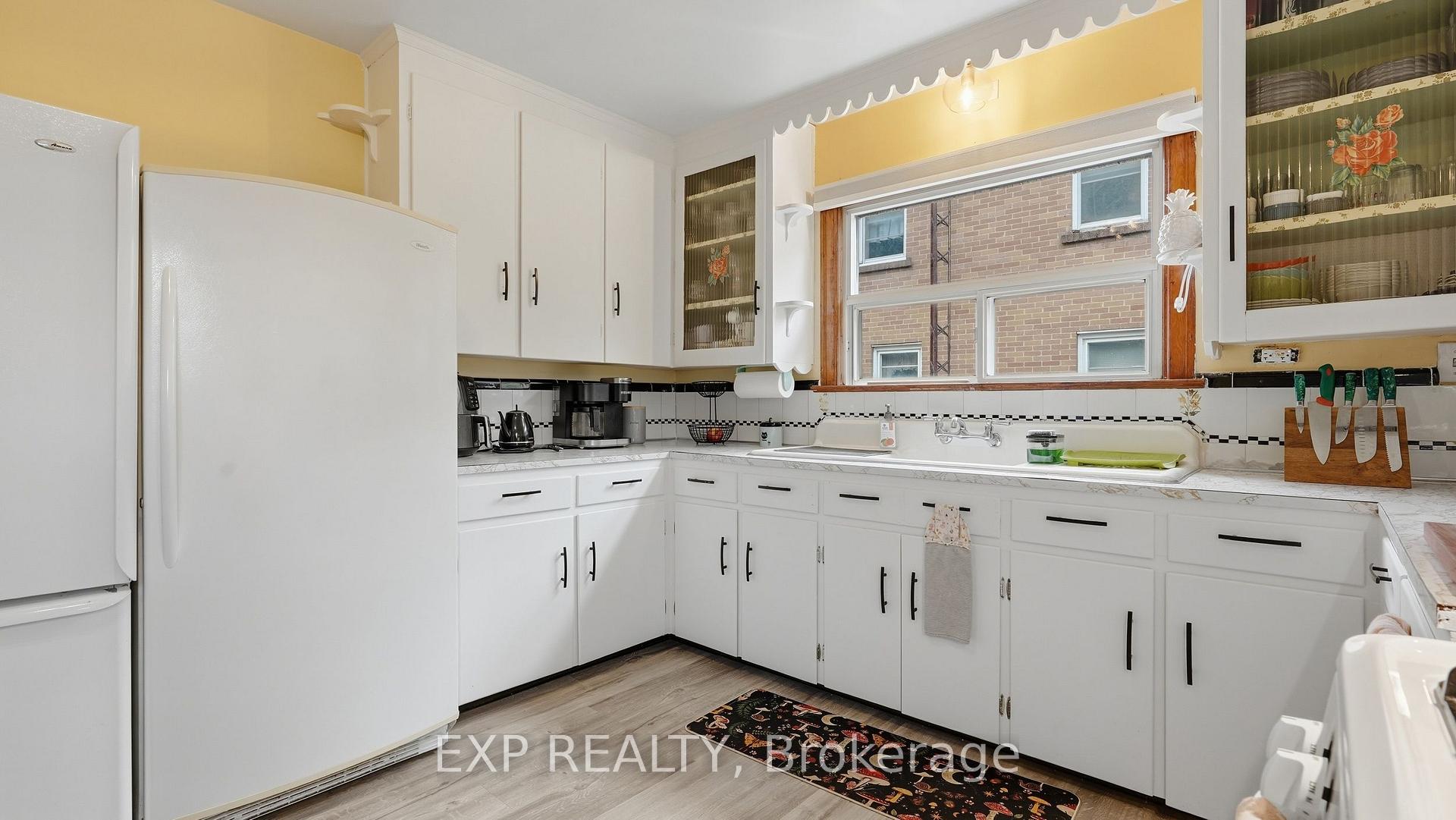 Photo 8 of 63 Lyons Avenue, Welland, Lincoln/Crowland — HOMEH
