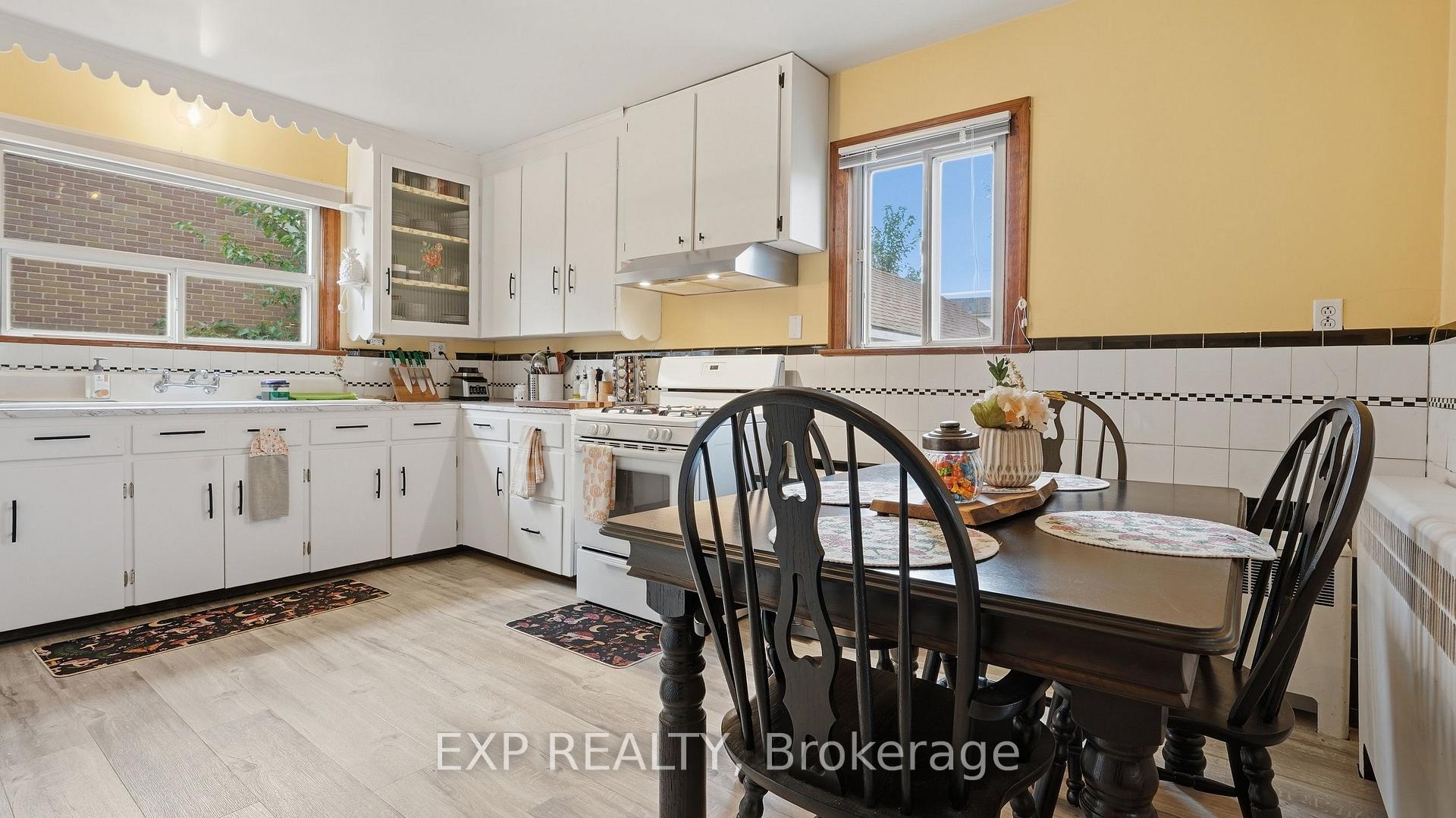 Photo 11 of 63 Lyons Avenue, Welland, Lincoln/Crowland — HOMEH