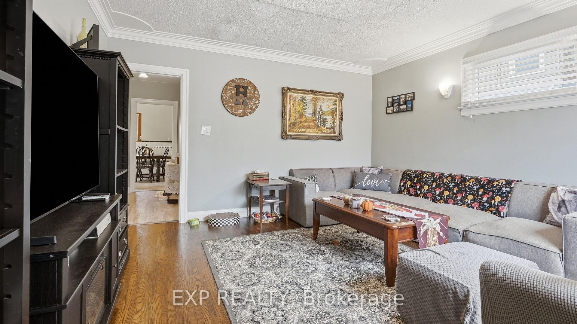 Photo 23 of 63 Lyons Avenue, Welland, Lincoln/Crowland — HOMEH