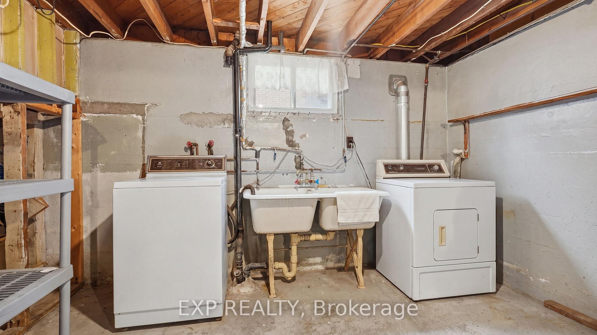 Photo 26 of 63 Lyons Avenue, Welland, Lincoln/Crowland — HOMEH