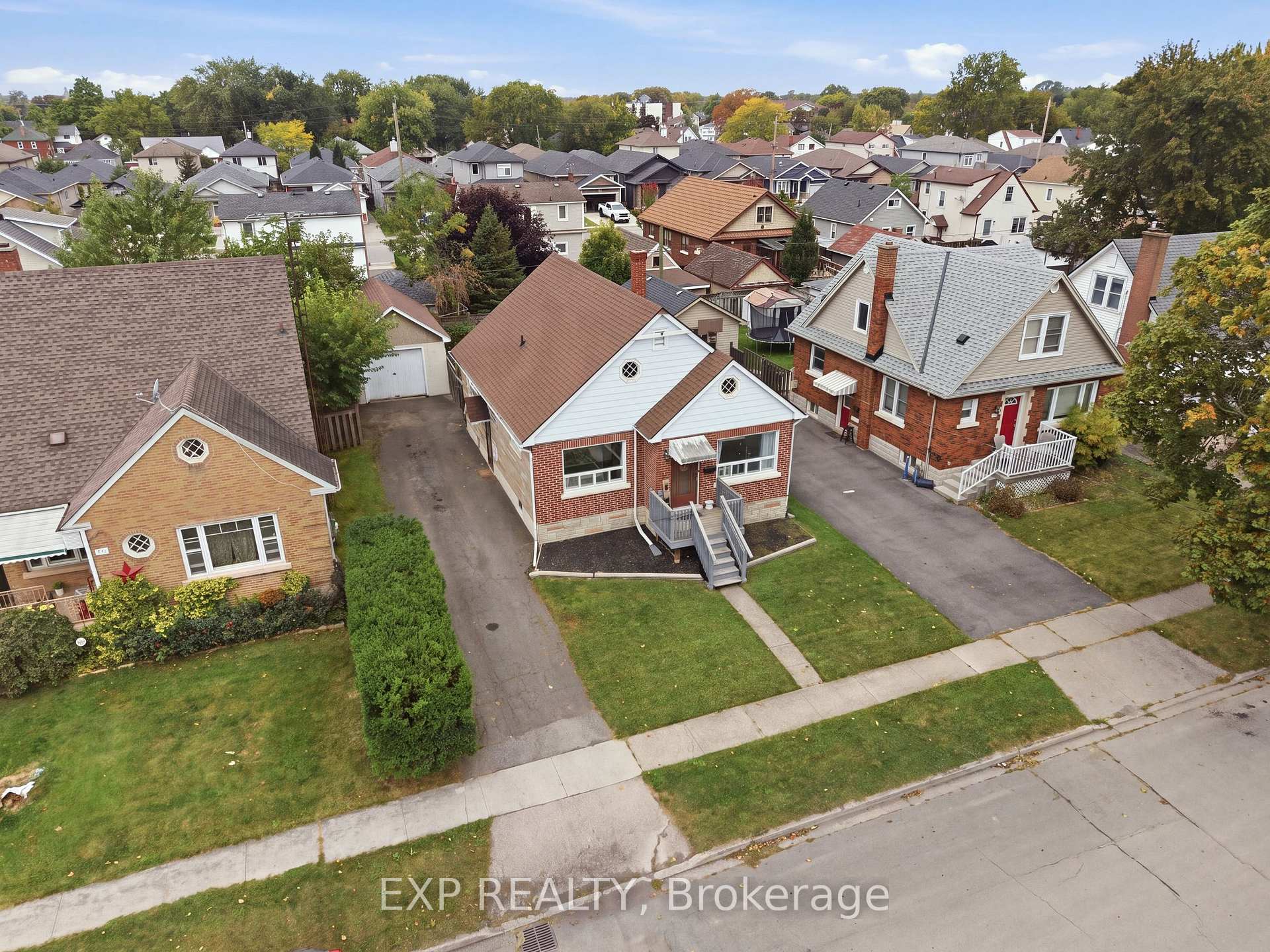 Photo 32 of 63 Lyons Avenue, Welland, Lincoln/Crowland — HOMEH