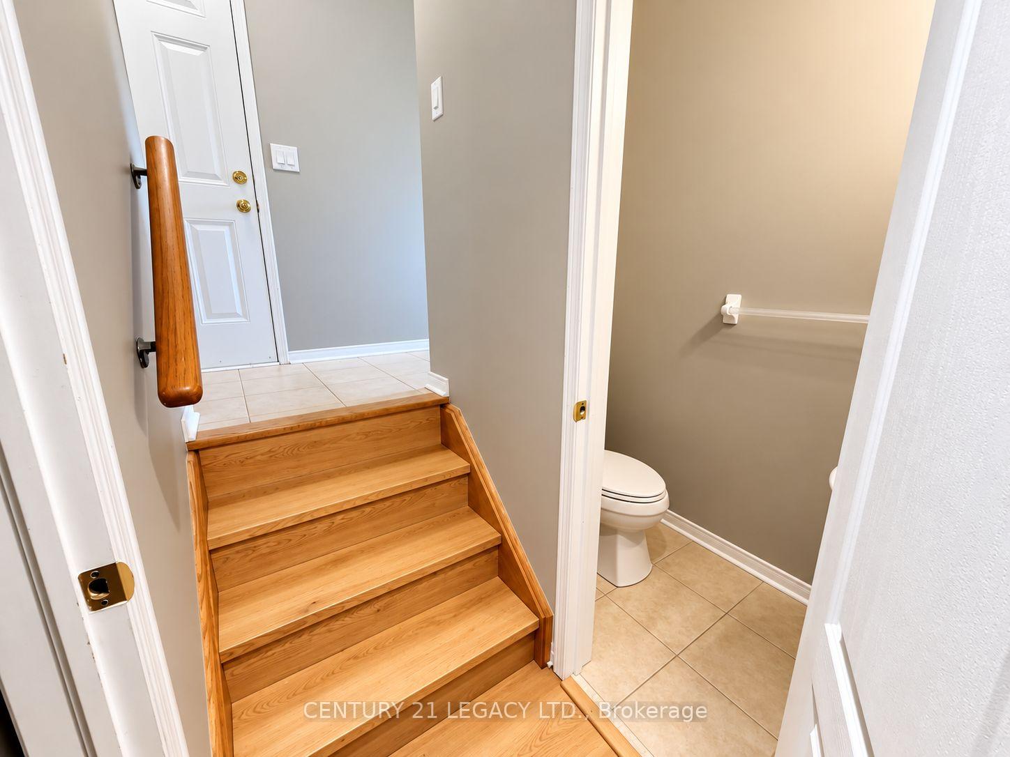 Photo 7 of 3317 Mikalda Road, Burlington, Alton — HOMEH