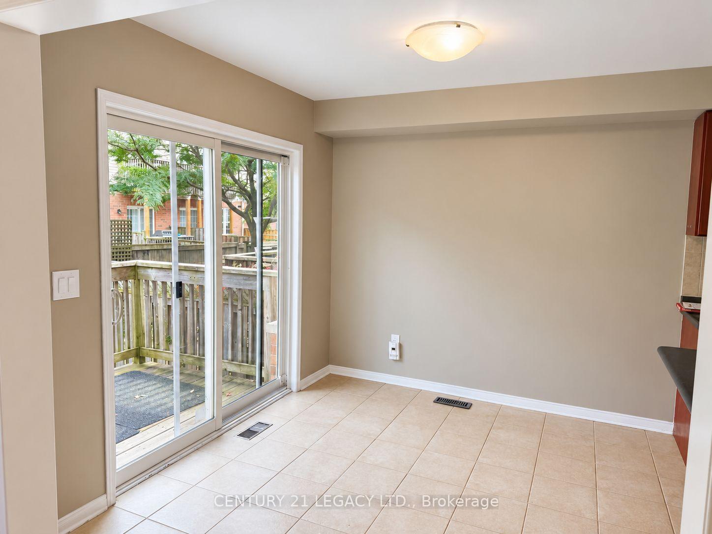 Photo 13 of 3317 Mikalda Road, Burlington, Alton — HOMEH