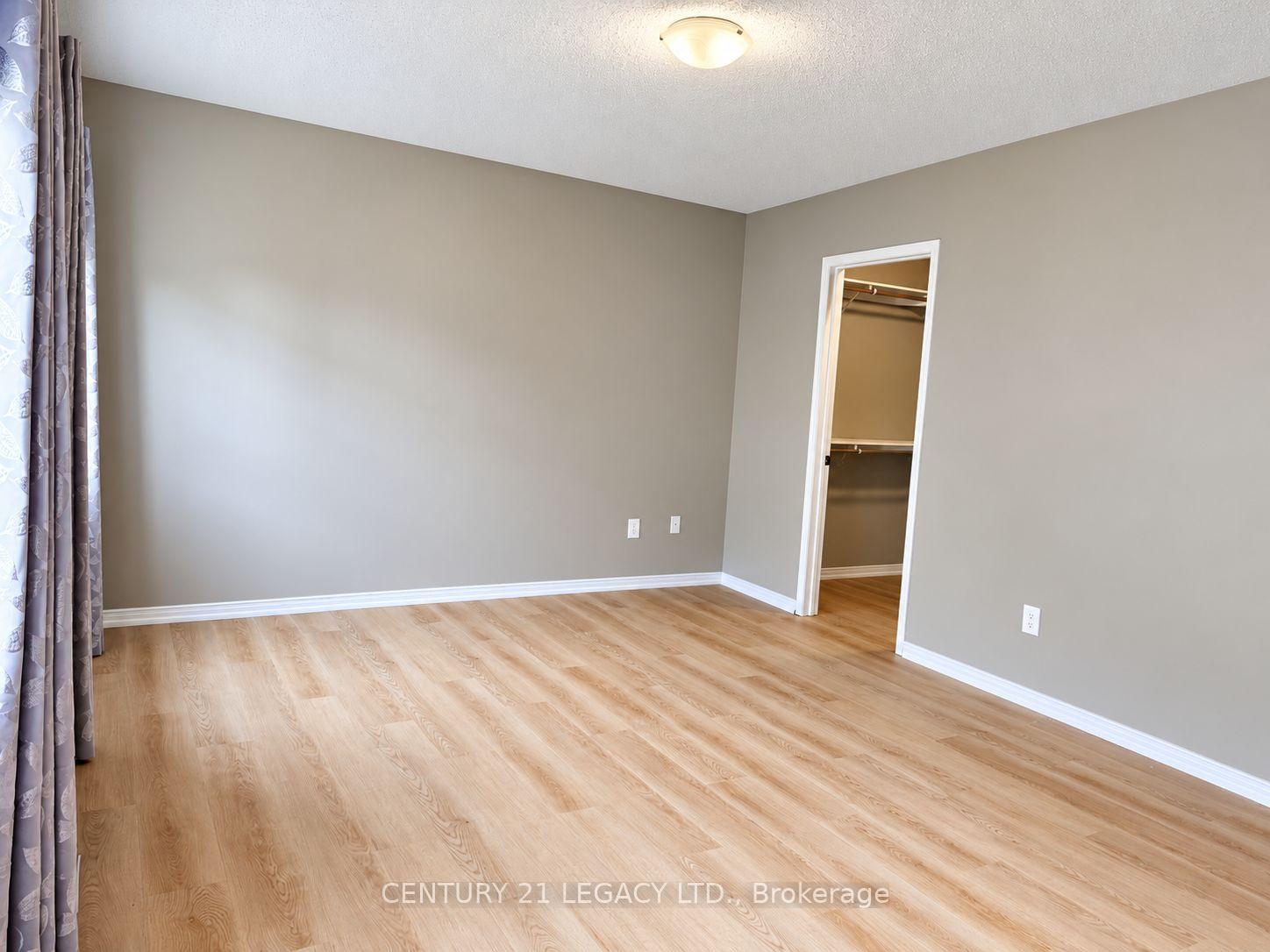 Photo 16 of 3317 Mikalda Road, Burlington, Alton — HOMEH