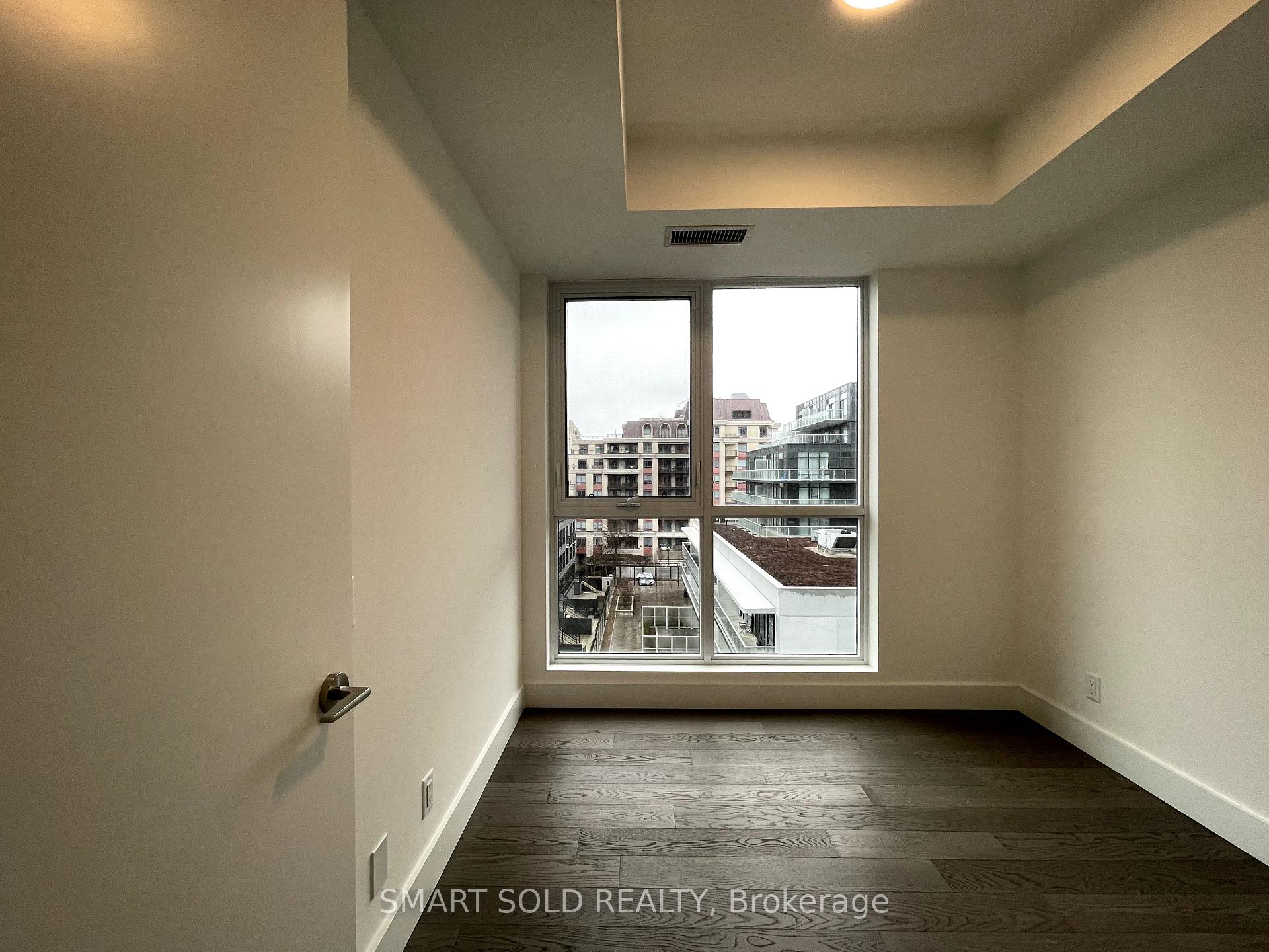 Photo 12 of Unit 610, 6 Greenbriar Road E, North York, Bayview Village — HOMEH