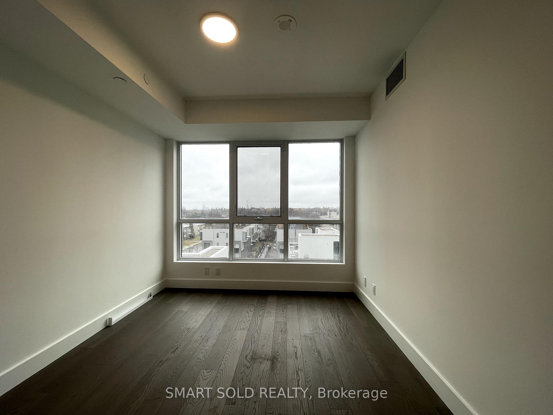 Photo 15 of Unit 610, 6 Greenbriar Road E, North York, Bayview Village — HOMEH