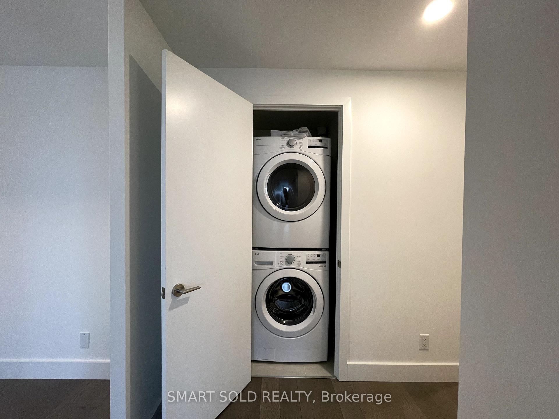 Photo 20 of Unit 610, 6 Greenbriar Road E, North York, Bayview Village — HOMEH