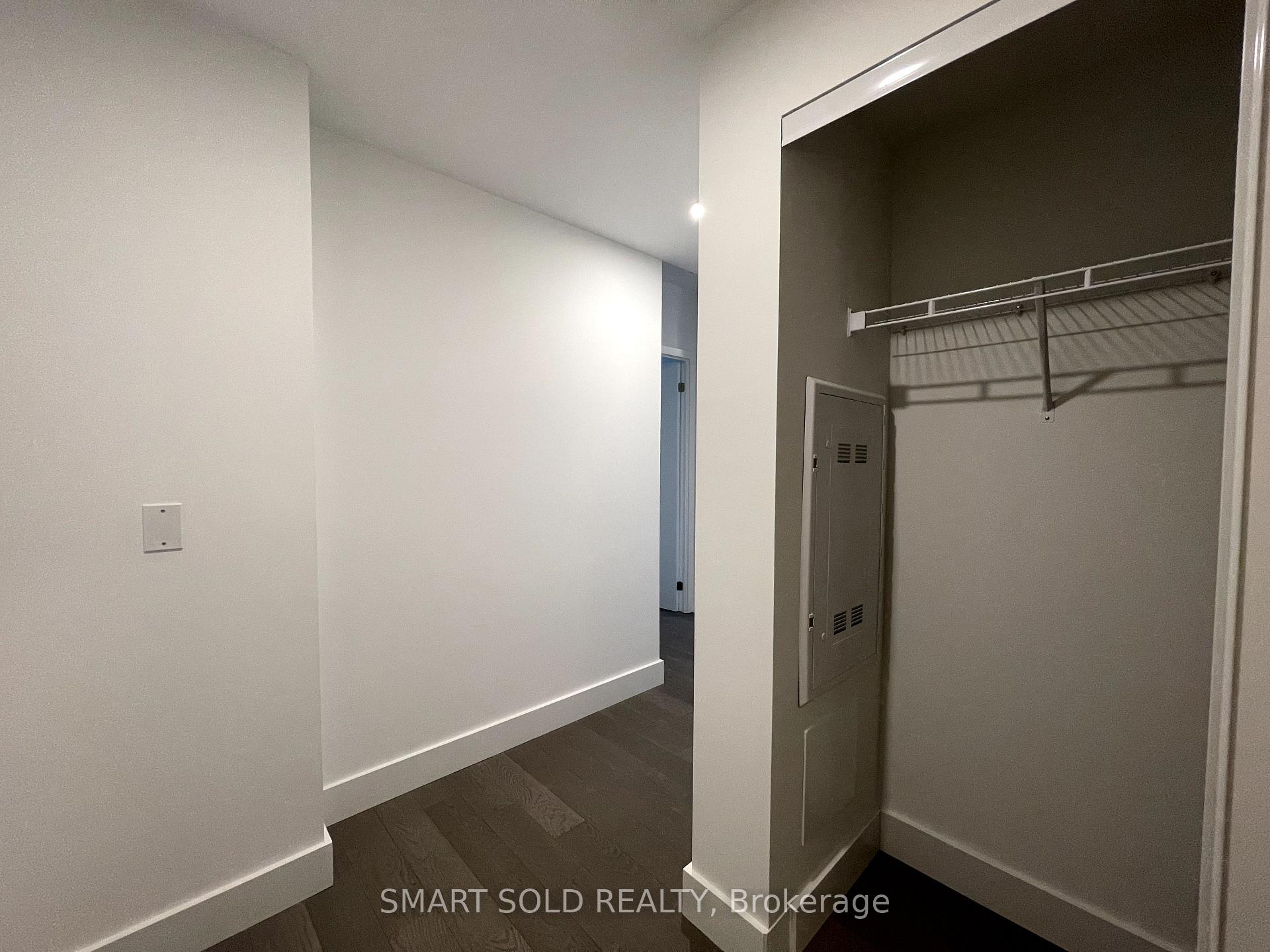 Photo 25 of Unit 610, 6 Greenbriar Road E, North York, Bayview Village — HOMEH