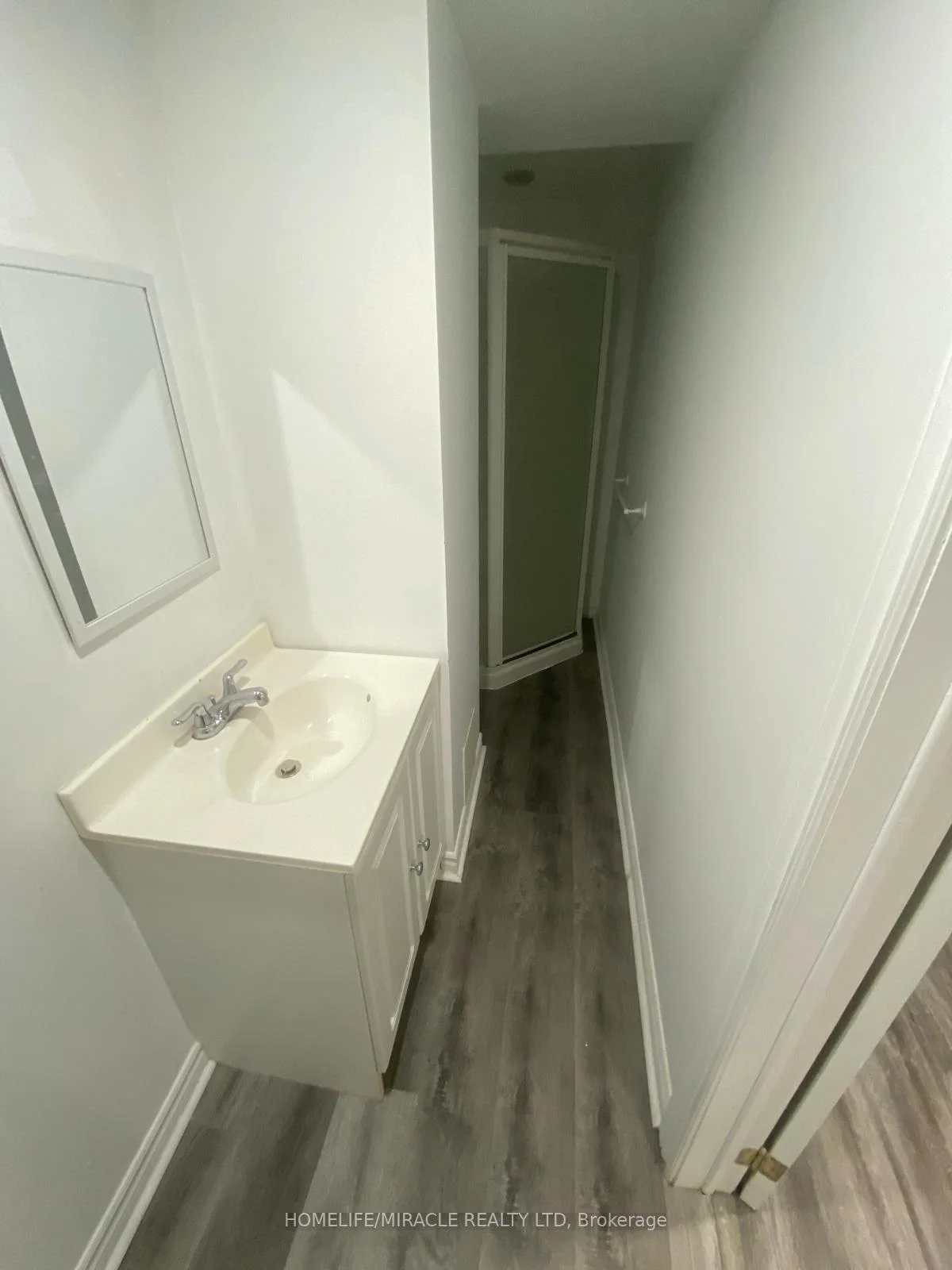 Photo 24 of Unit Basement, 18 Killarney Court, Brampton, Heart Lake East — HOMEH