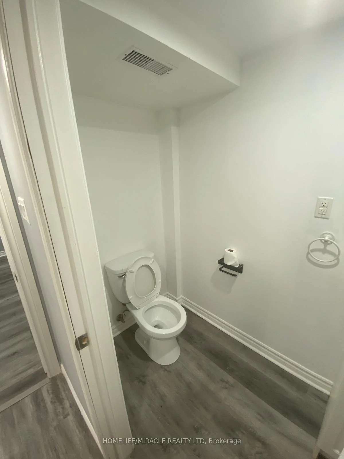 Photo 28 of Unit Basement, 18 Killarney Court, Brampton, Heart Lake East — HOMEH