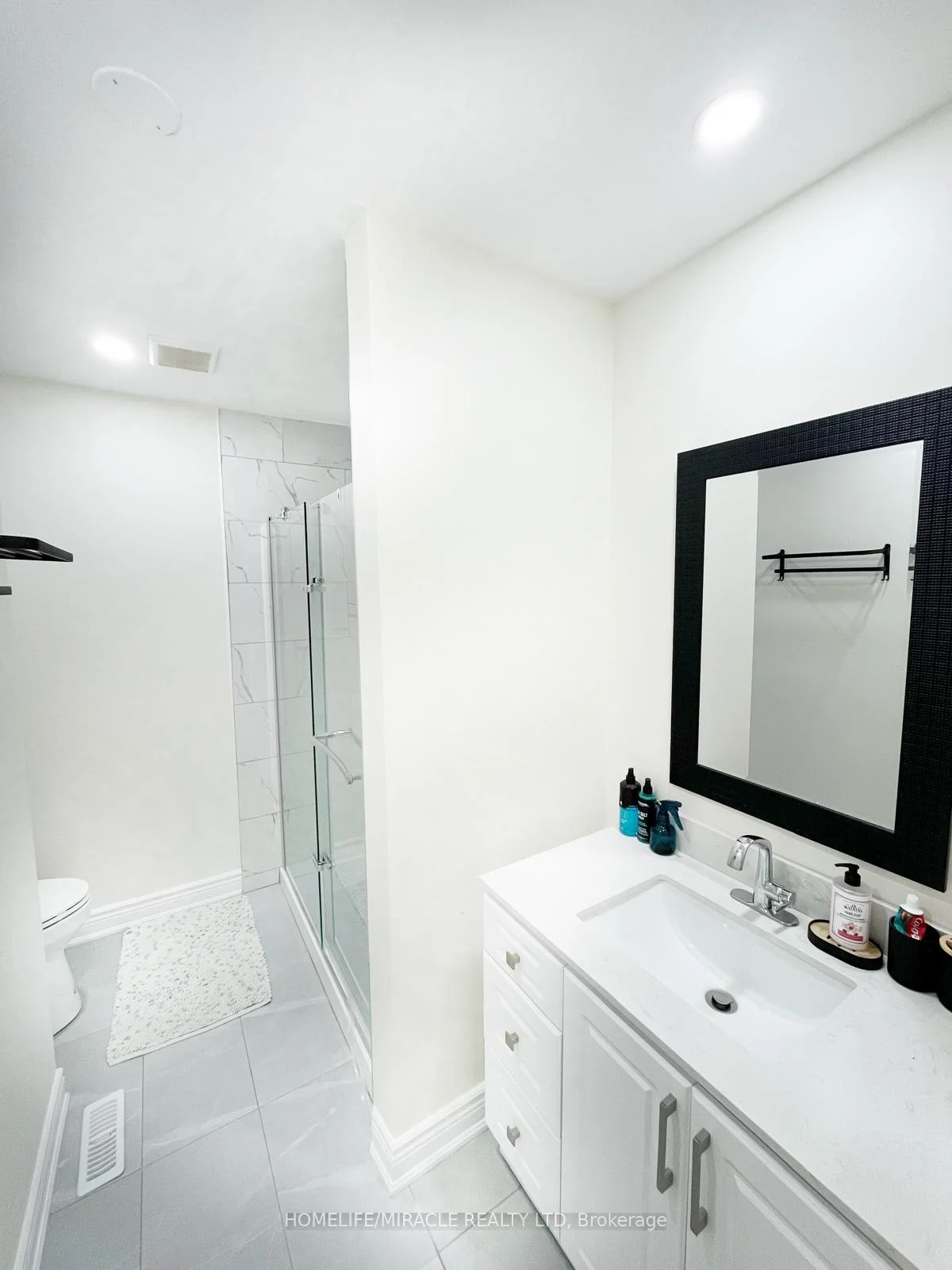 Photo 31 of Unit Basement, 18 Killarney Court, Brampton, Heart Lake East — HOMEH