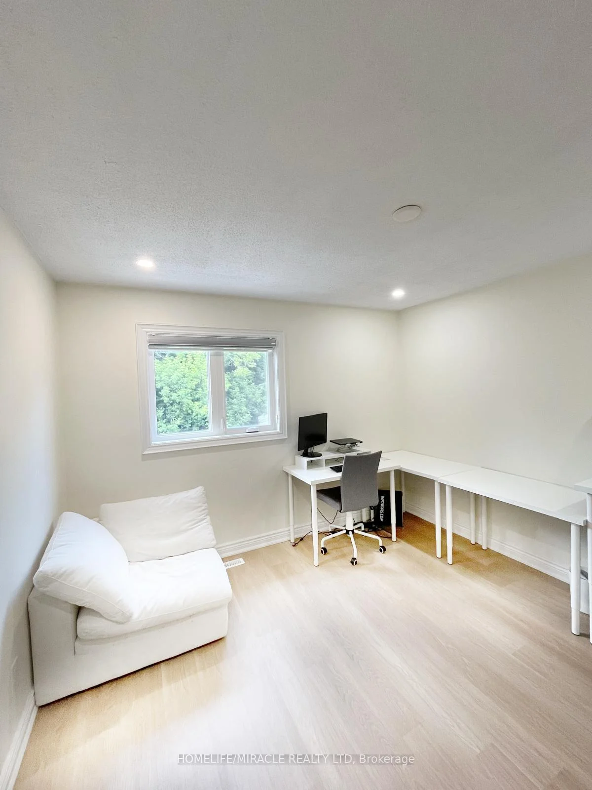 Photo 36 of Unit Basement, 18 Killarney Court, Brampton, Heart Lake East — HOMEH