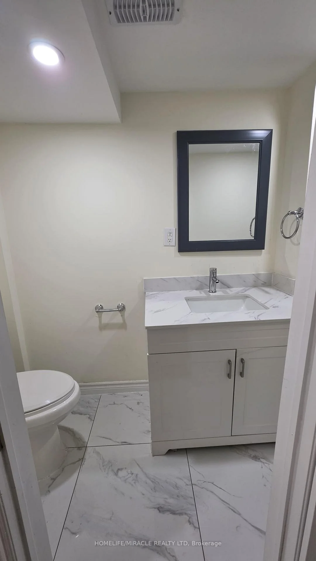 Photo 26 of Unit Basement, 18 Killarney Court, Brampton, Heart Lake East — HOMEH