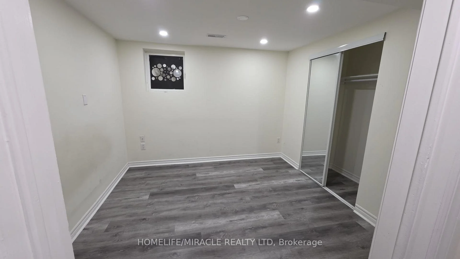 Photo 32 of Unit Basement, 18 Killarney Court, Brampton, Heart Lake East — HOMEH