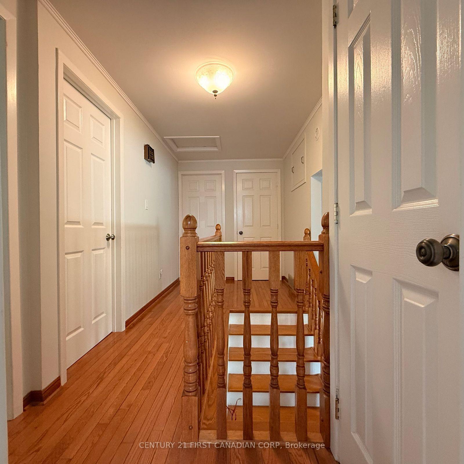 Photo 11 of 749 Dundalk Drive, London, South Q — HOMEH
