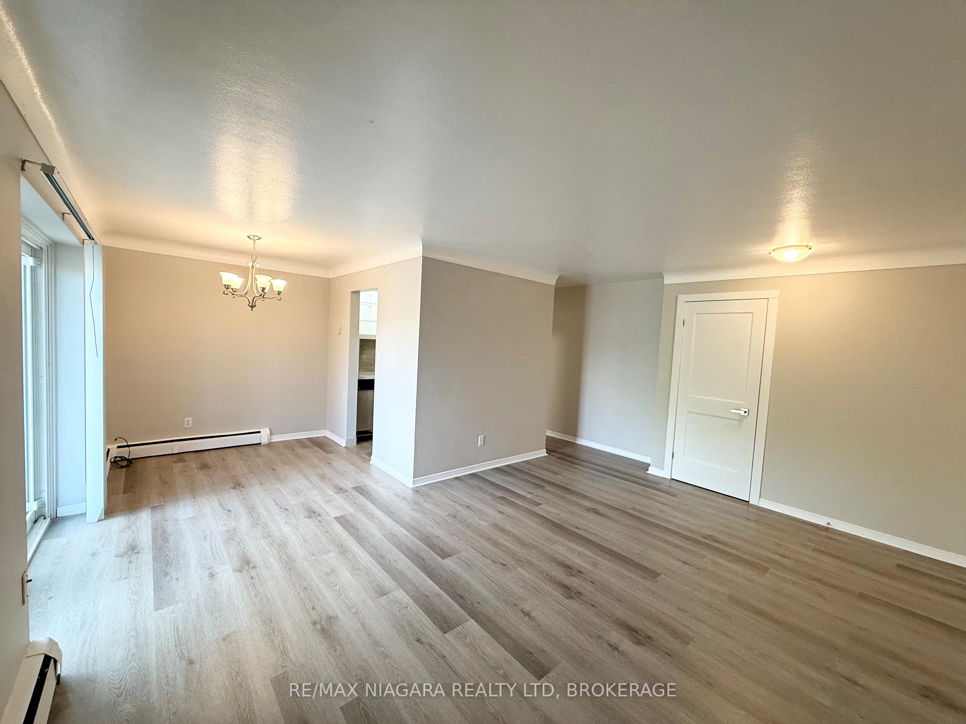Photo 9 of Unit 8, 286 Vine Street, St. Catharines, Carlton/Bunting — HOMEH