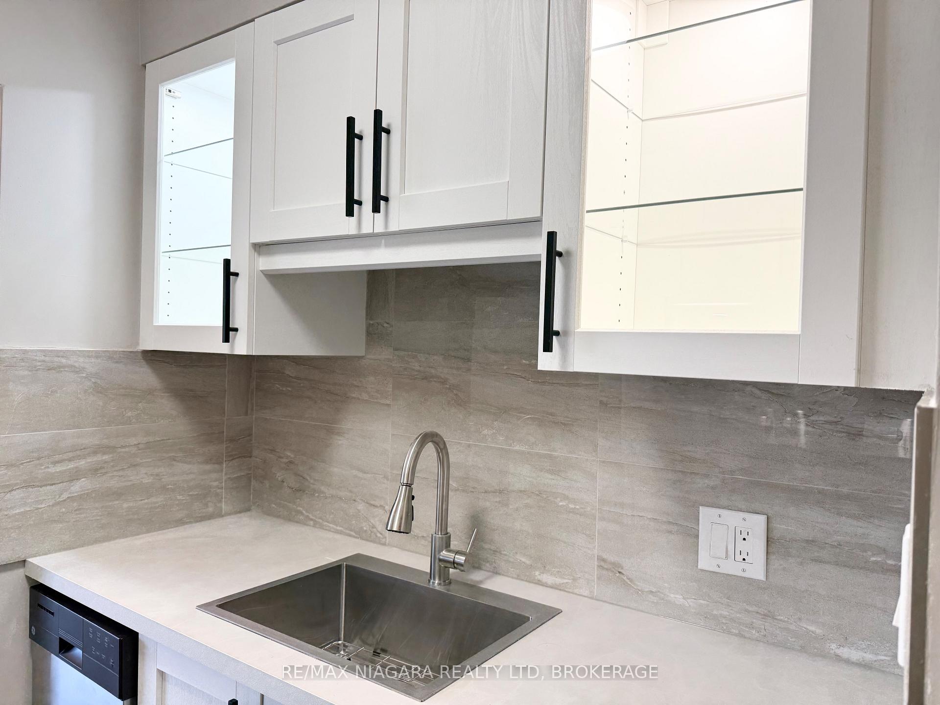 Photo 16 of Unit 8, 286 Vine Street, St. Catharines, Carlton/Bunting — HOMEH