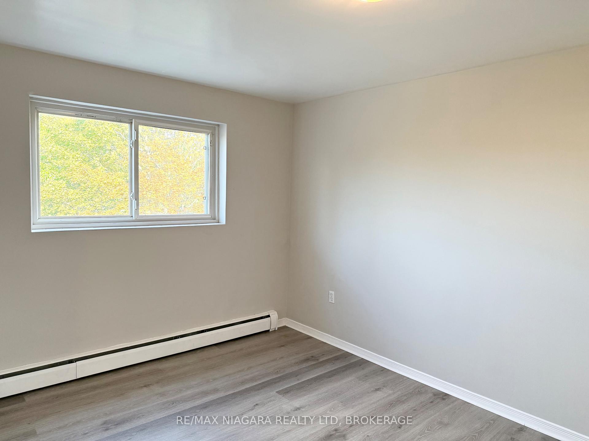 Photo 22 of Unit 8, 286 Vine Street, St. Catharines, Carlton/Bunting — HOMEH