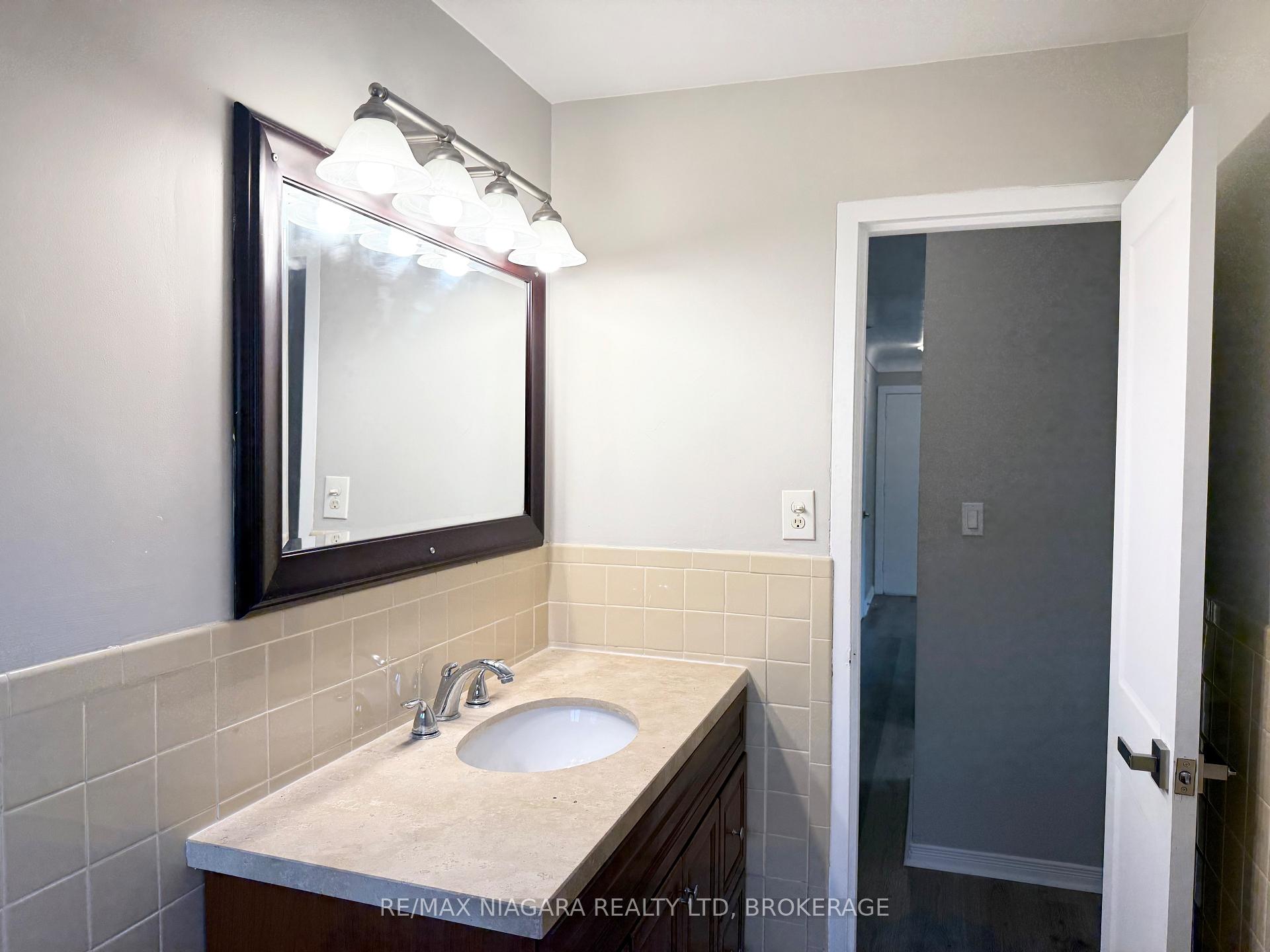 Photo 26 of Unit 8, 286 Vine Street, St. Catharines, Carlton/Bunting — HOMEH