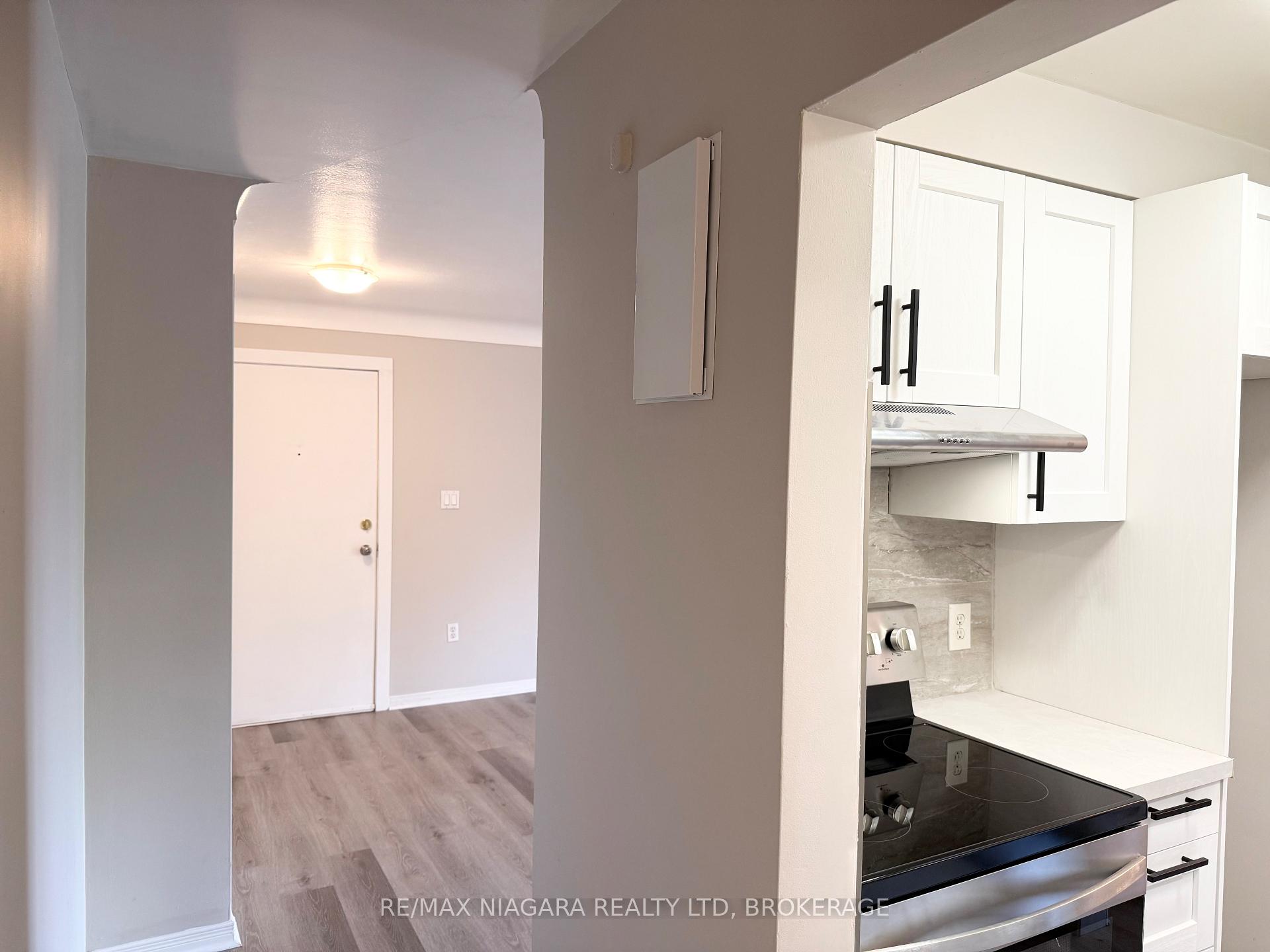 Photo 27 of Unit 8, 286 Vine Street, St. Catharines, Carlton/Bunting — HOMEH