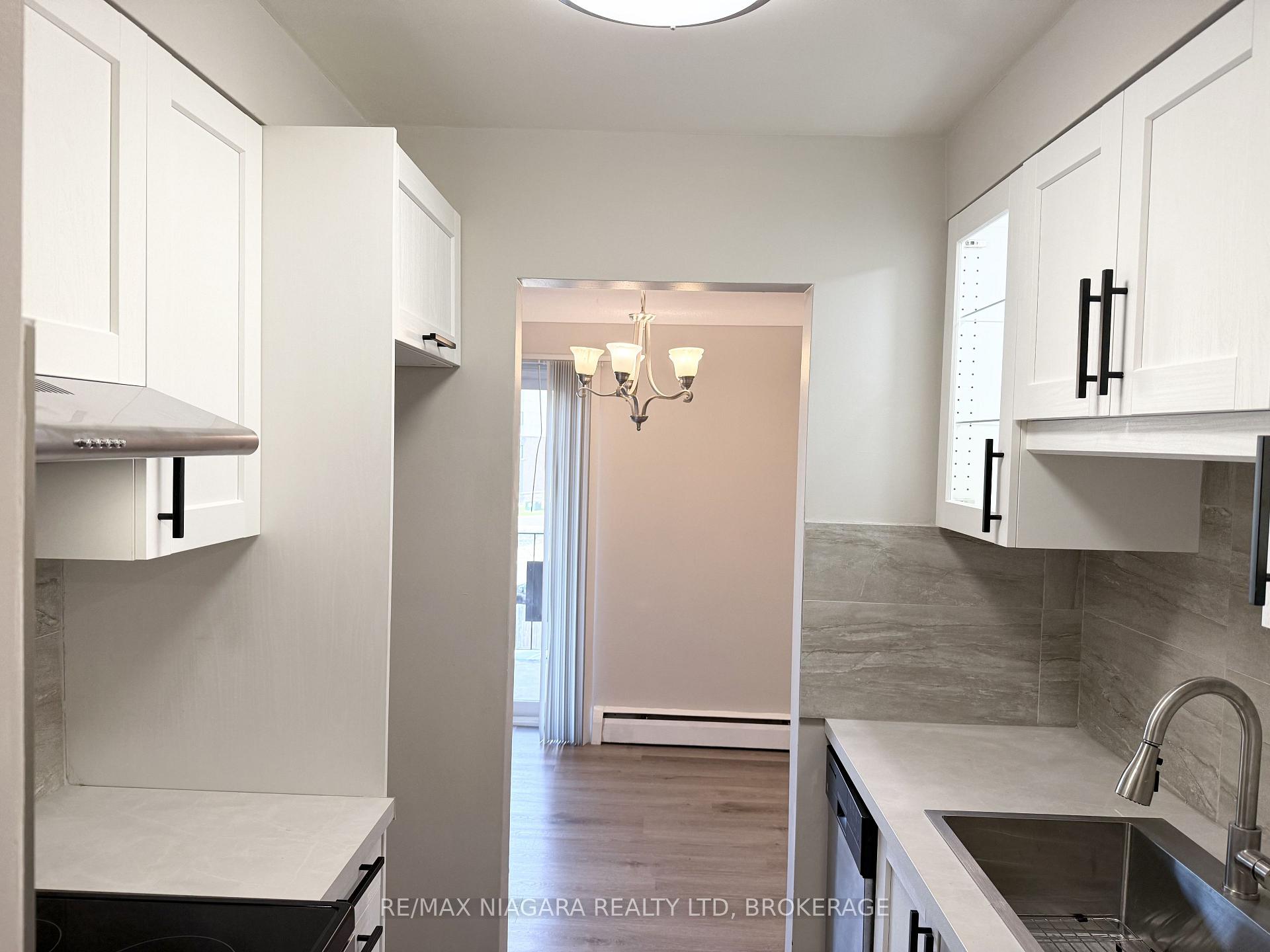 Photo 14 of Unit 4, 286 Vine Street, St. Catharines, Carlton/Bunting — HOMEH
