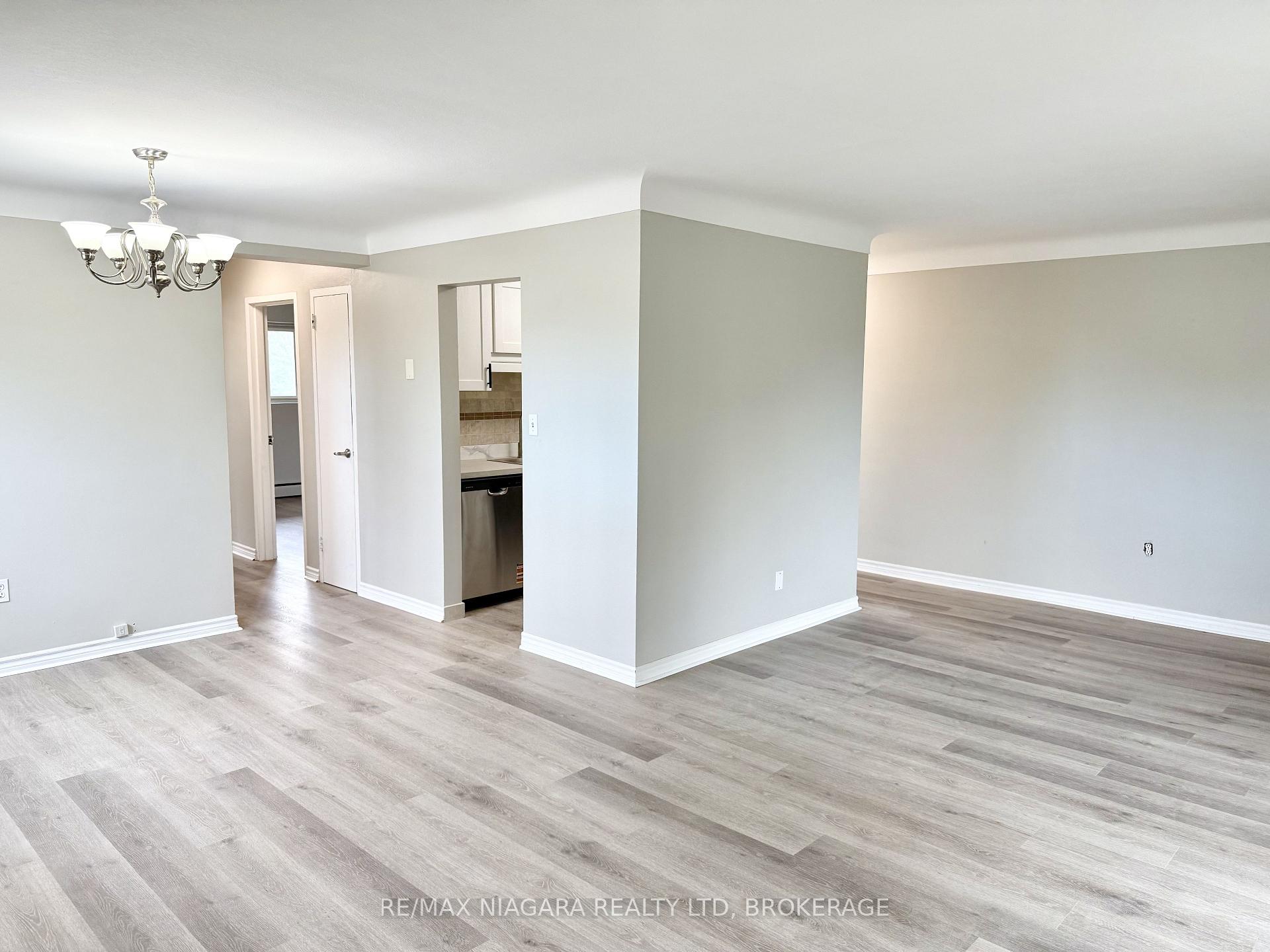 Photo 24 of Unit 4, 286 Vine Street, St. Catharines, Carlton/Bunting — HOMEH